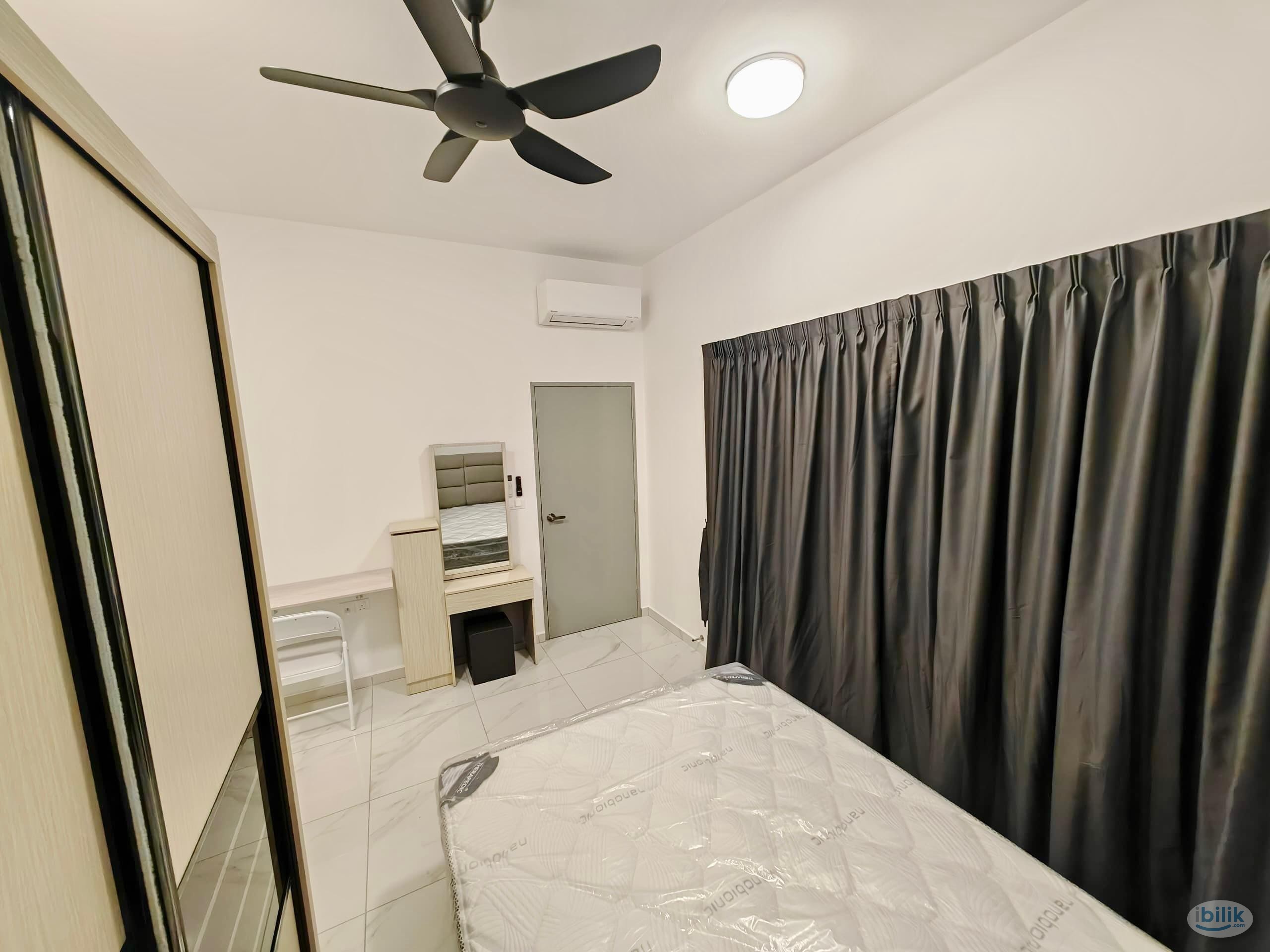 Sinaran Residence - Super Master Room (Female Unit) - Image 2