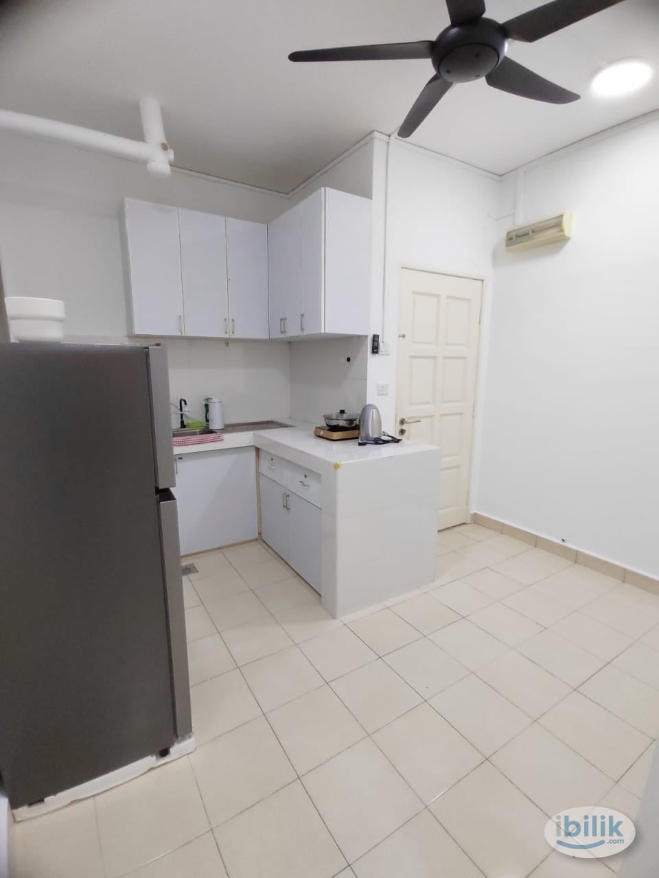 Medium Room at Seri Atria Apartment, Subang Bestari, Help 2 , Subang Airport, Persiaran Atmosfera, Pasar Malam Mah Sing, - Image 3