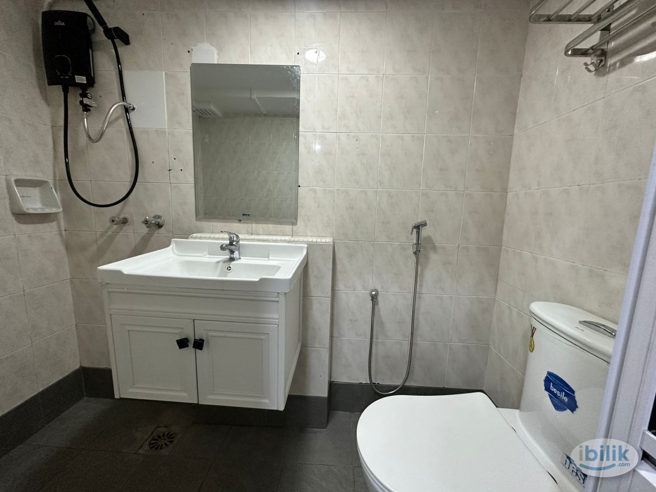 ss grey hotel bukit bintang daily weekly monthly room available - Image 2