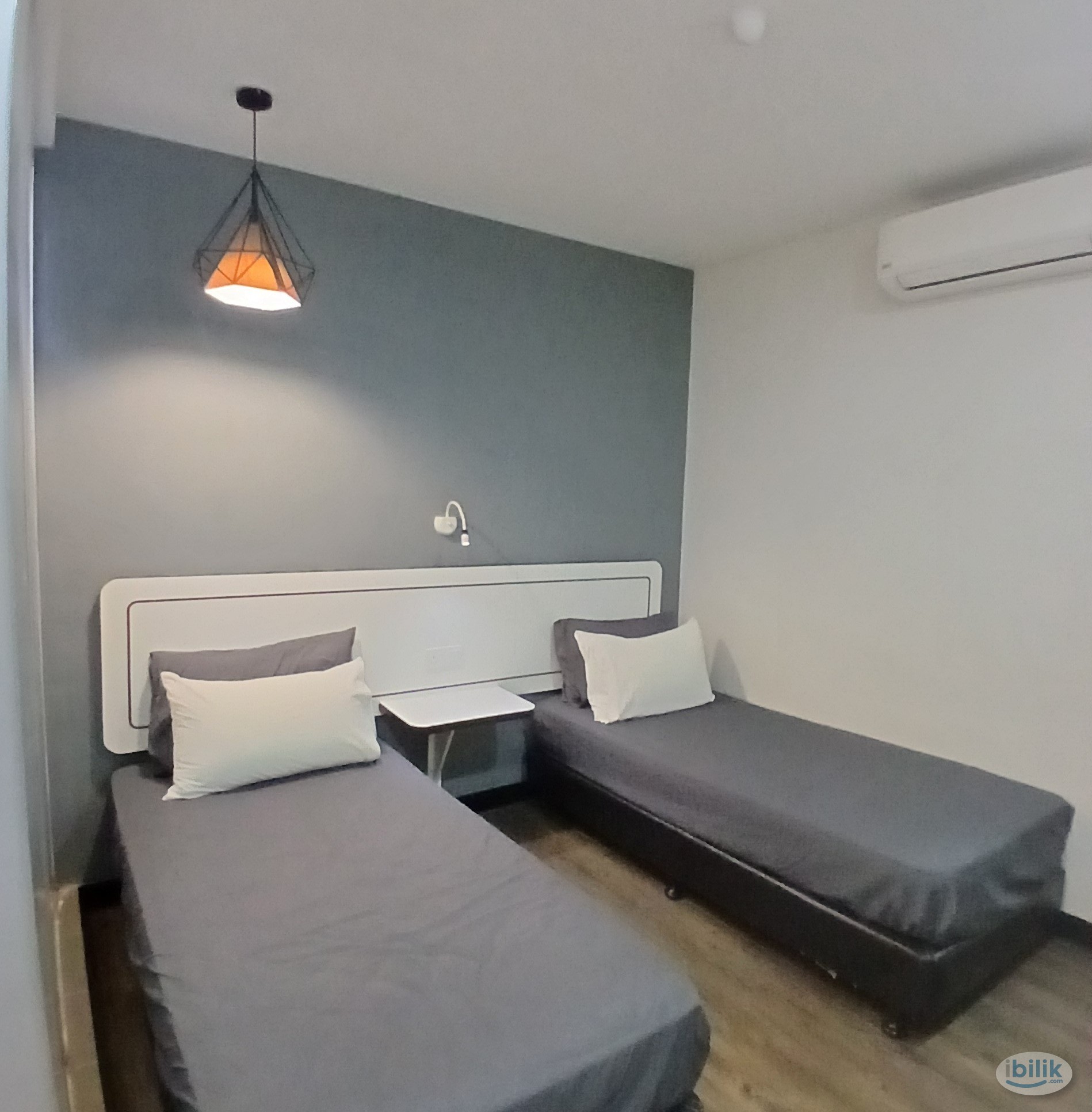 Room with 2 Single Bed💎Suitable for working adult💎Private Bathroom - Image 1