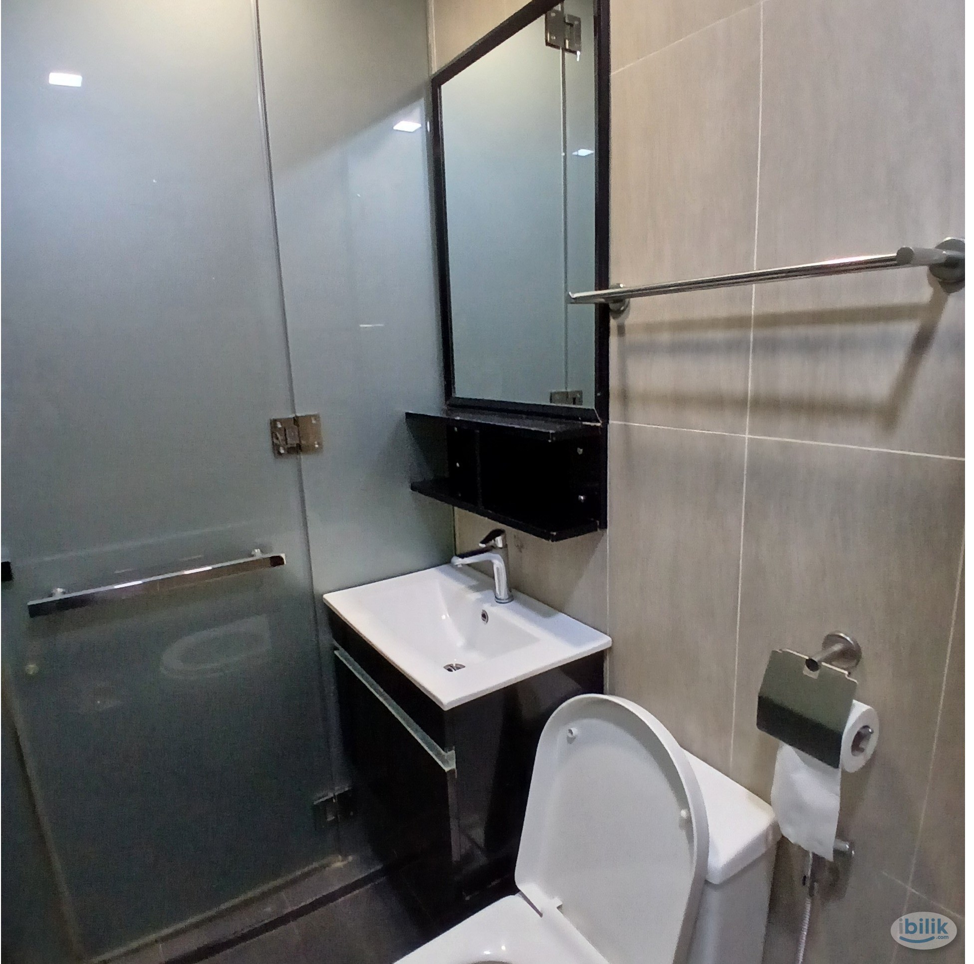 Room with 2 Single Bed💎Suitable for working adult💎Private Bathroom - Image 2