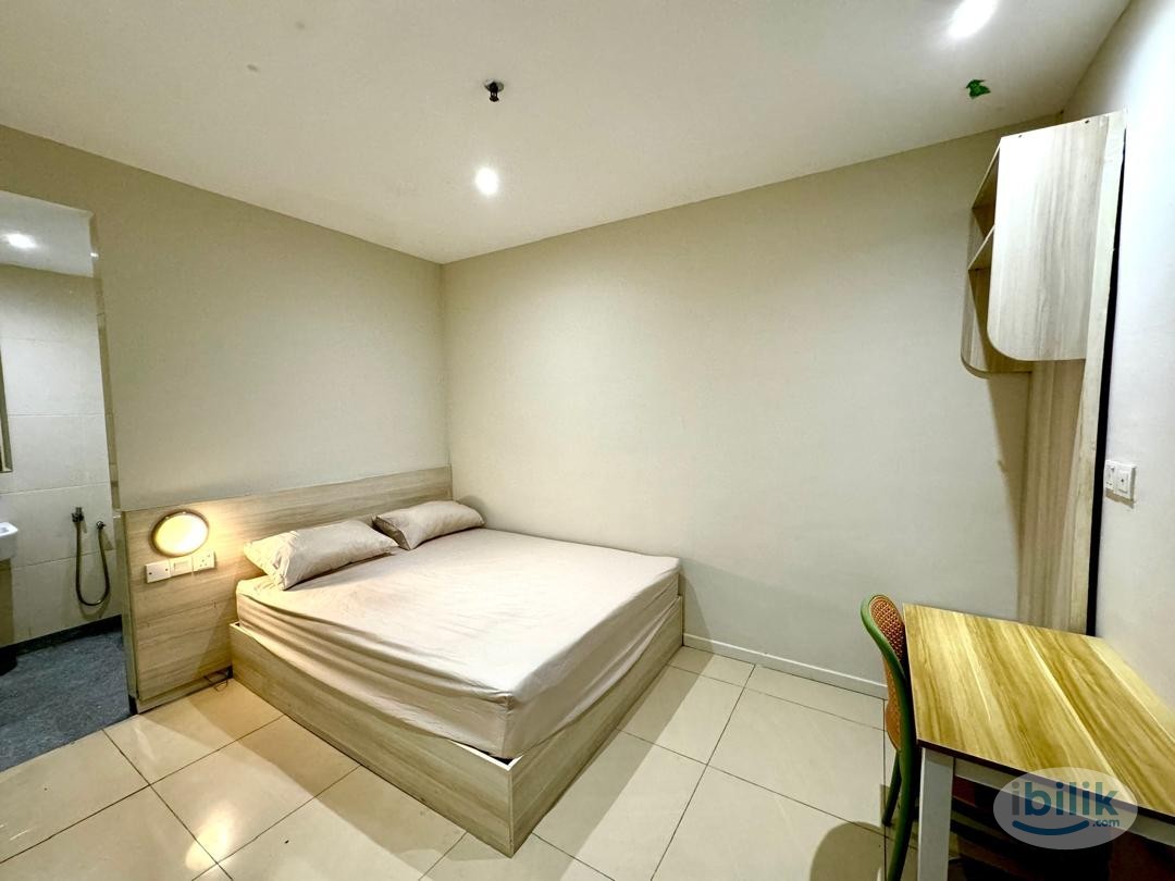 🏰  FOREIGNER Room for Rent  at Jalan Raja Laut, Chow Kit, KL City Centre - Image 1