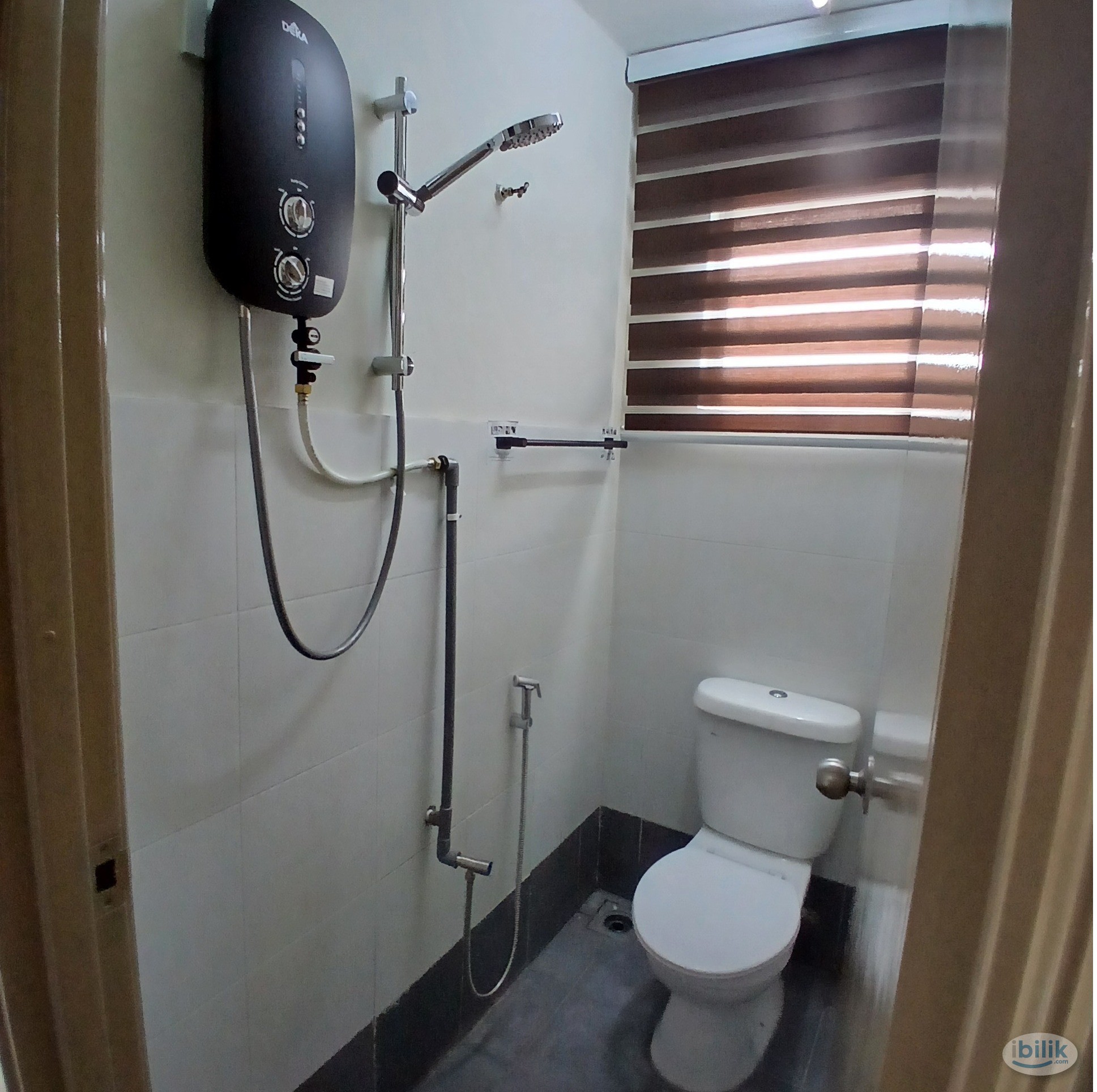 Middle Room ✨Air-con room✨Single Bed - Image 3
