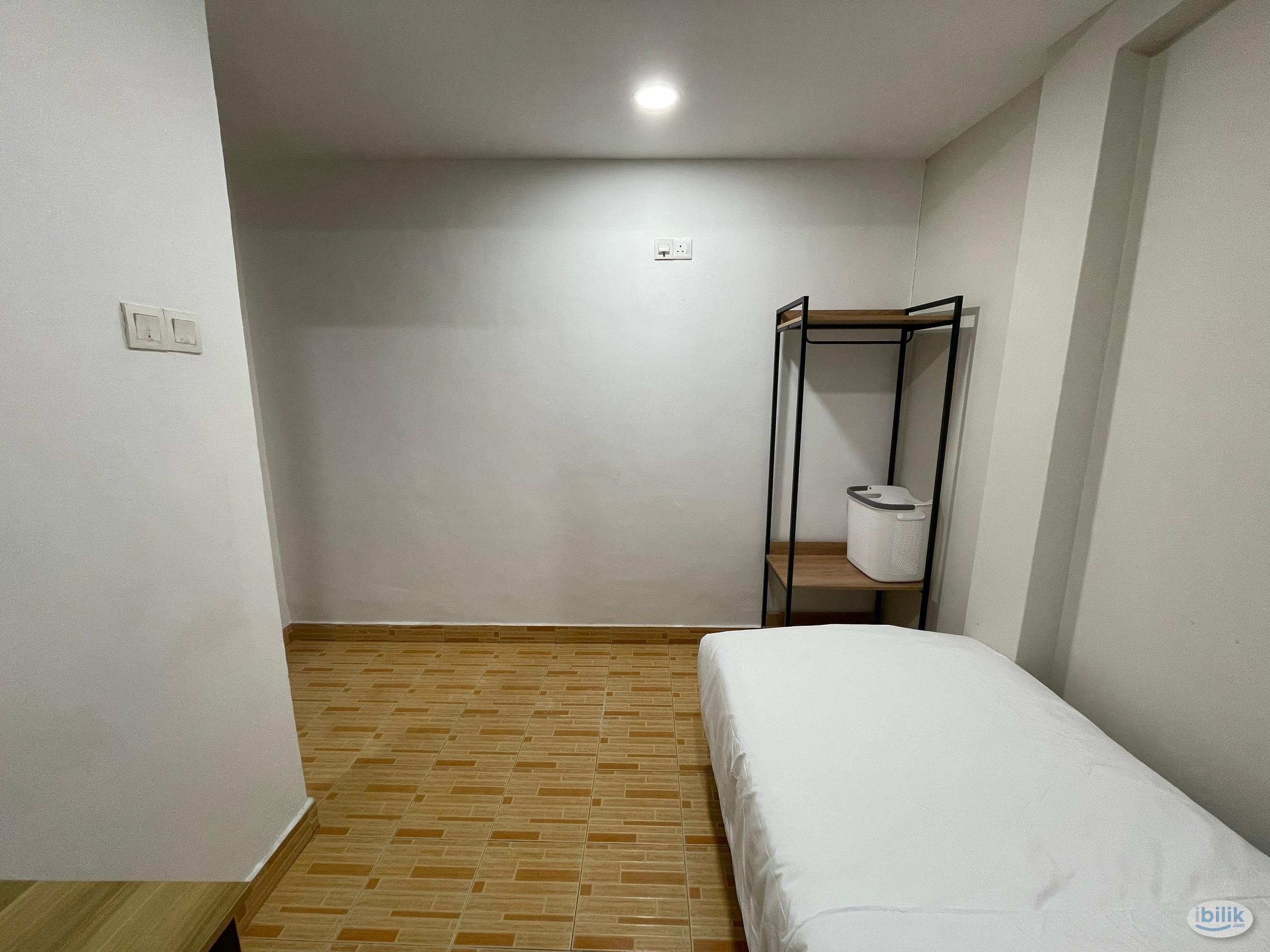 Single Room at Seri Kembangan ❗10 mins KTM serdang 🚉 - Image 2