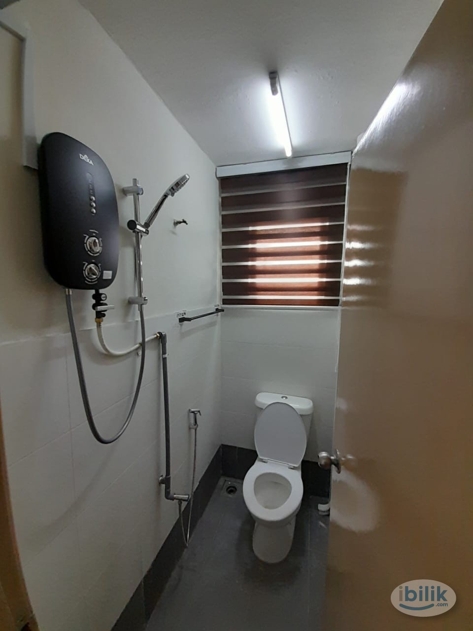 🔥Single Room  For Rent🔥NEARBY🚗COLUMBIA ASIA HOSPITAL BUKIT RIMAU,NSK SUPERMARKET TAMAN SRI MUDA,HICOM INDUSTRIA - Image 5