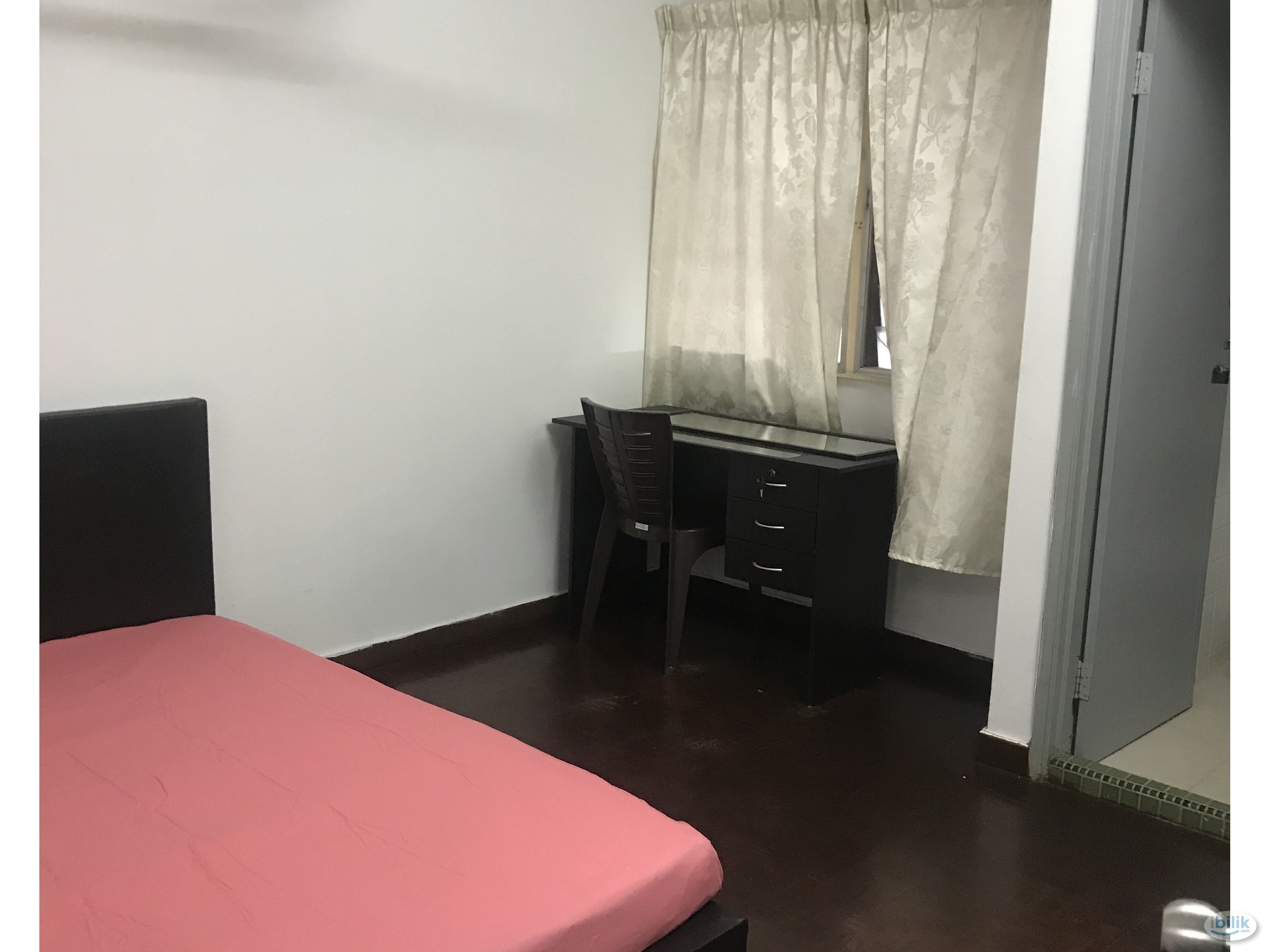 Great Location Unit To let SS15 Include Utilities, Wifi & Security Service - Image 1