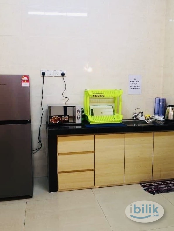 🌟Midpoint Marvel: Middle Room for Rent at Kuchai Avenue, Kuchai Lama, Kuala Lumpur - Image 2