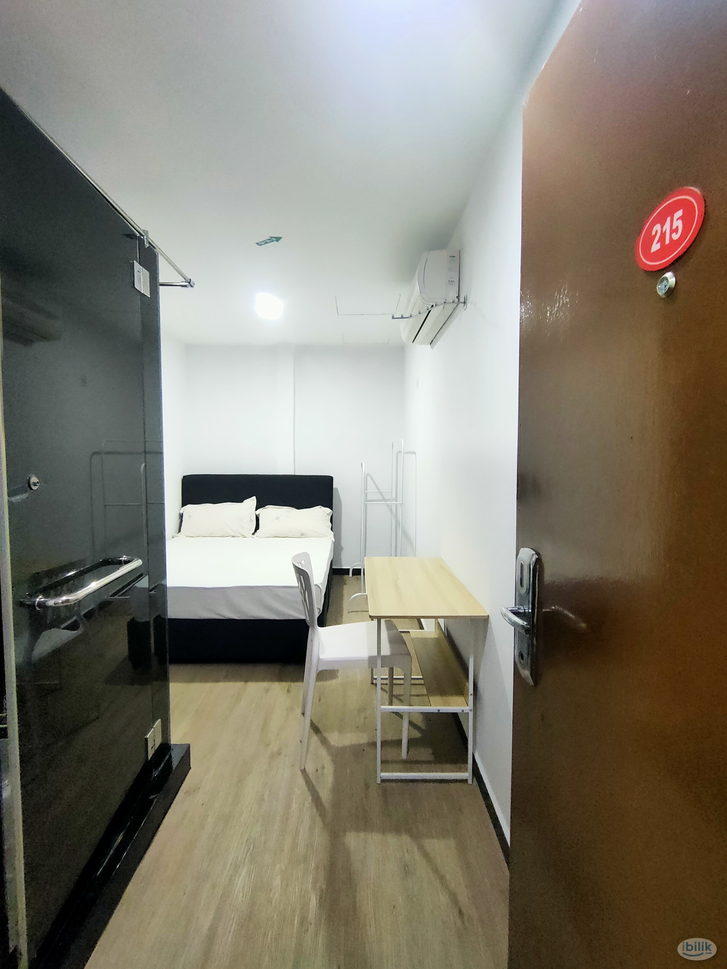 6min to Kelana LRT Station💥Master room with own toiled (OWN PRIVACY) - Image 2