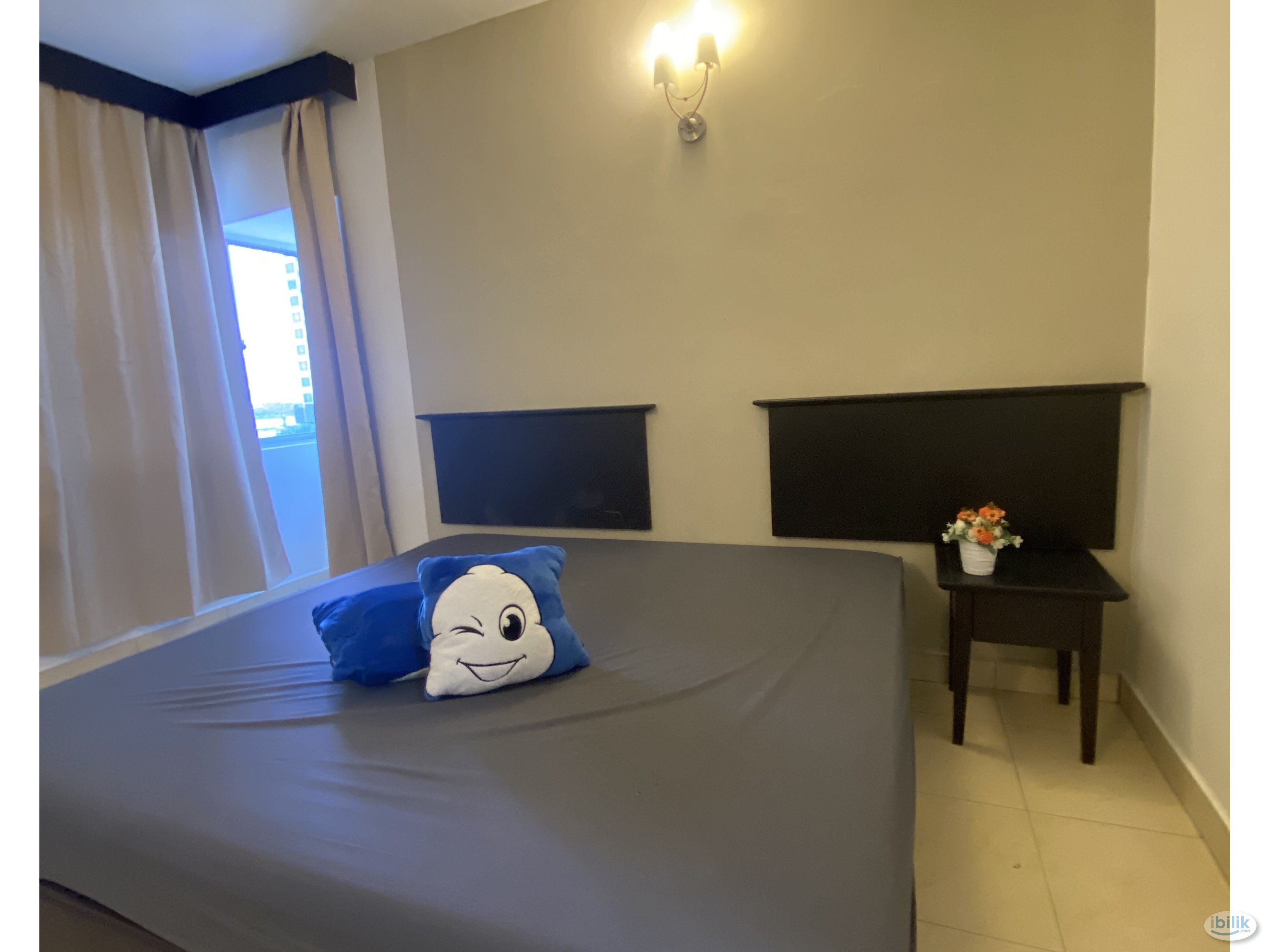 M🌼Master Room at Johor Bahru Checkpoint CIQ - Image 1