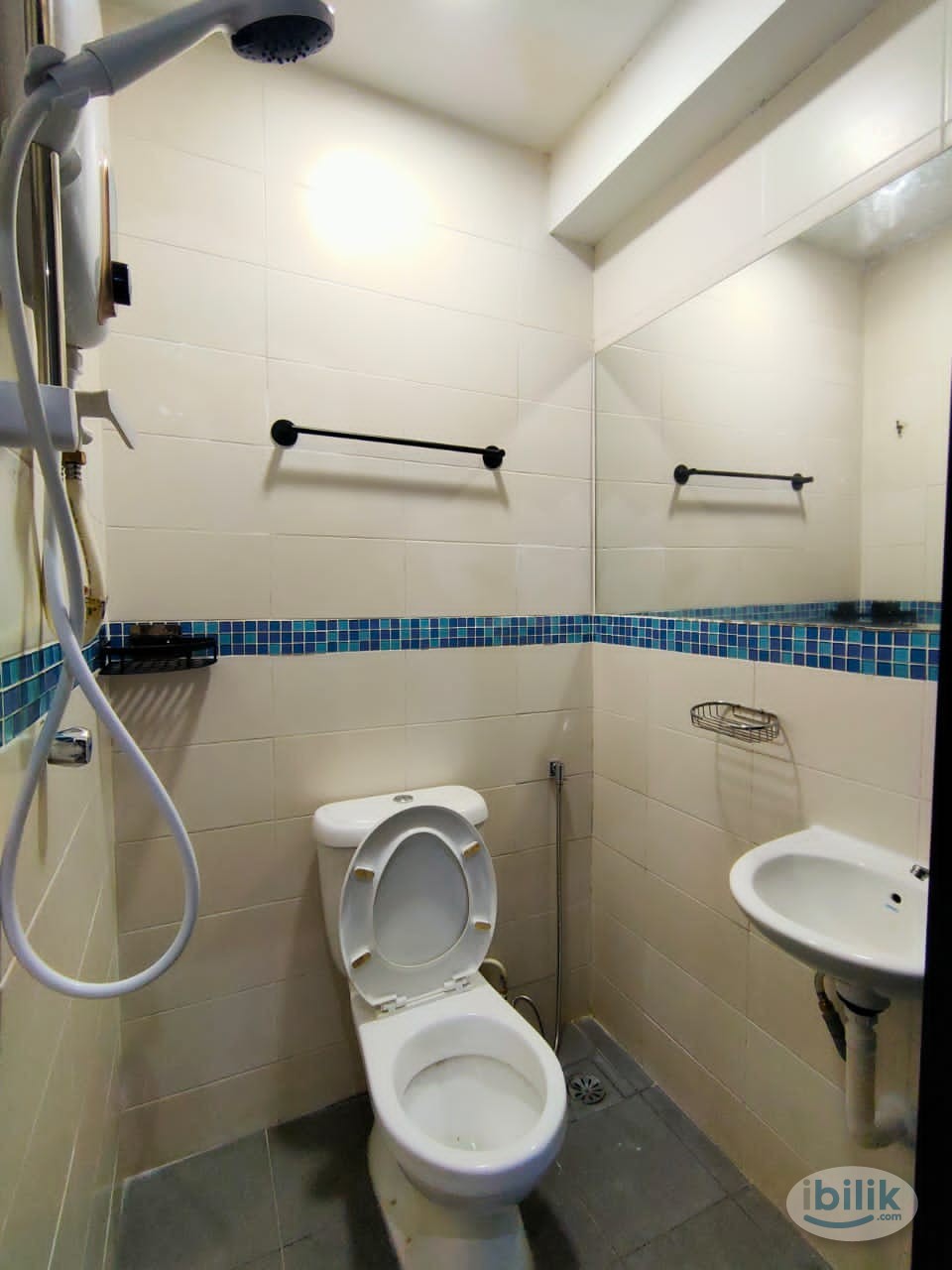 No Deposit !!! Middle Room at SS15, Subang Jaya - Image 4
