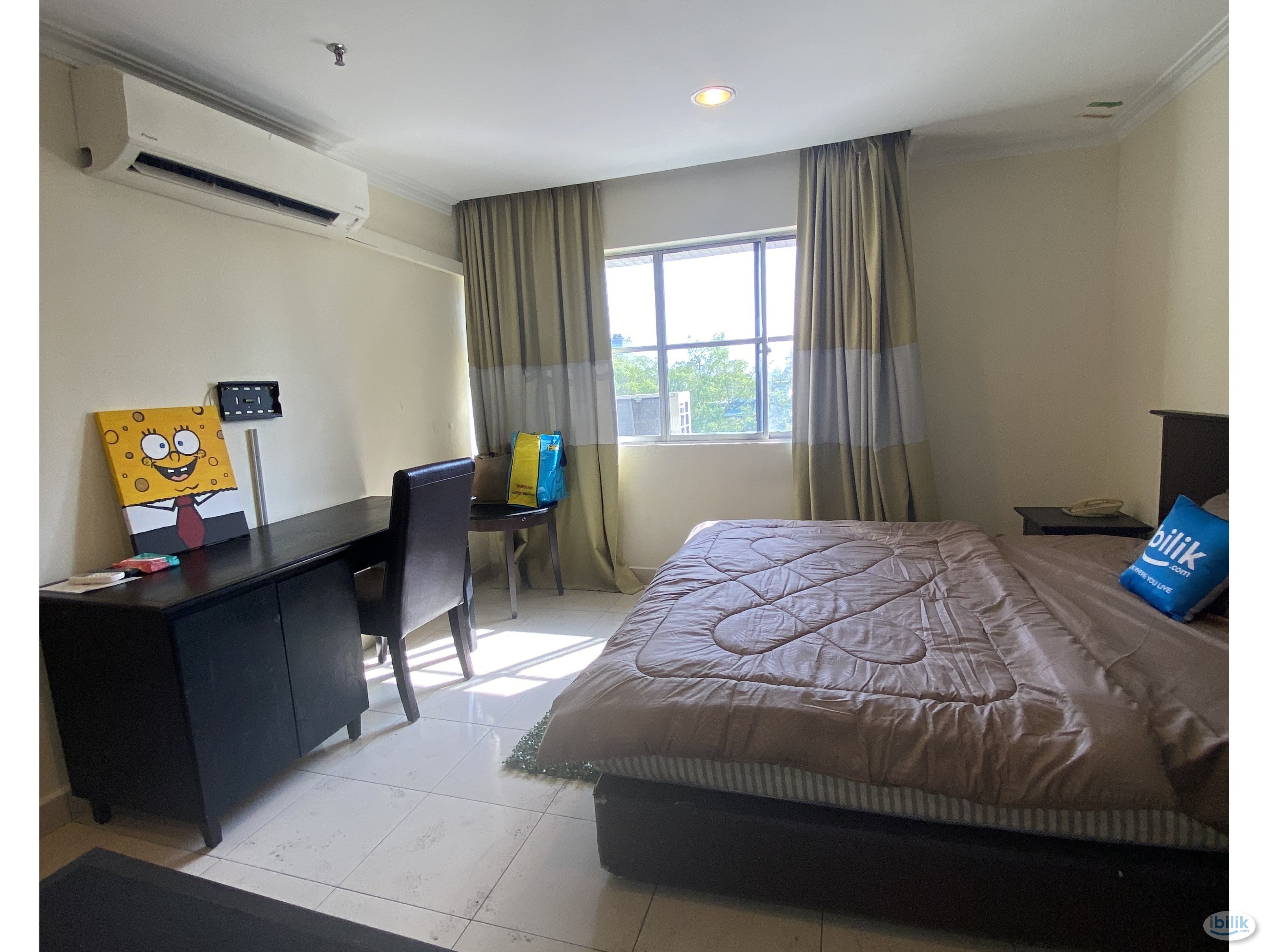 🔥Queen Bed Room for Couples 💰Low Deposit 🛜Free Wi-Fi - Image 1