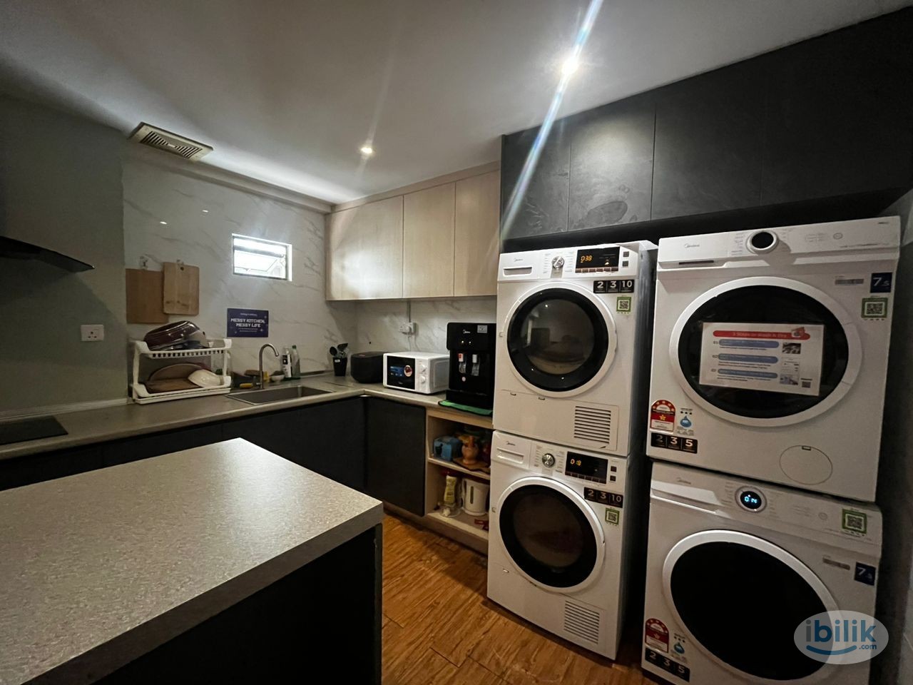 7 mins to lotus mutiara Damansara 🛍️ master bedroom 🛏️ - Image 5