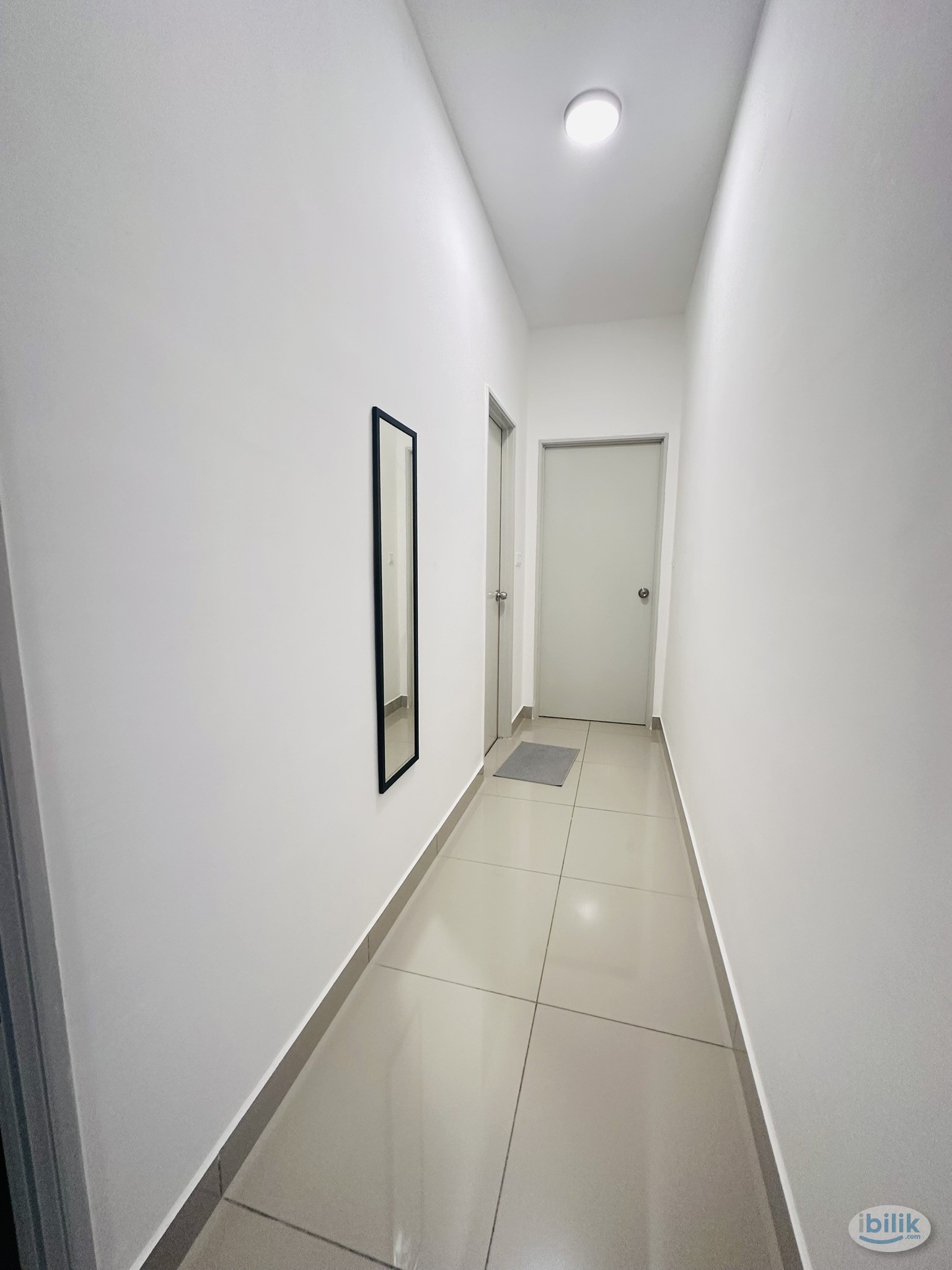 Master Room at Acacia Residences, Sepang - Image 4