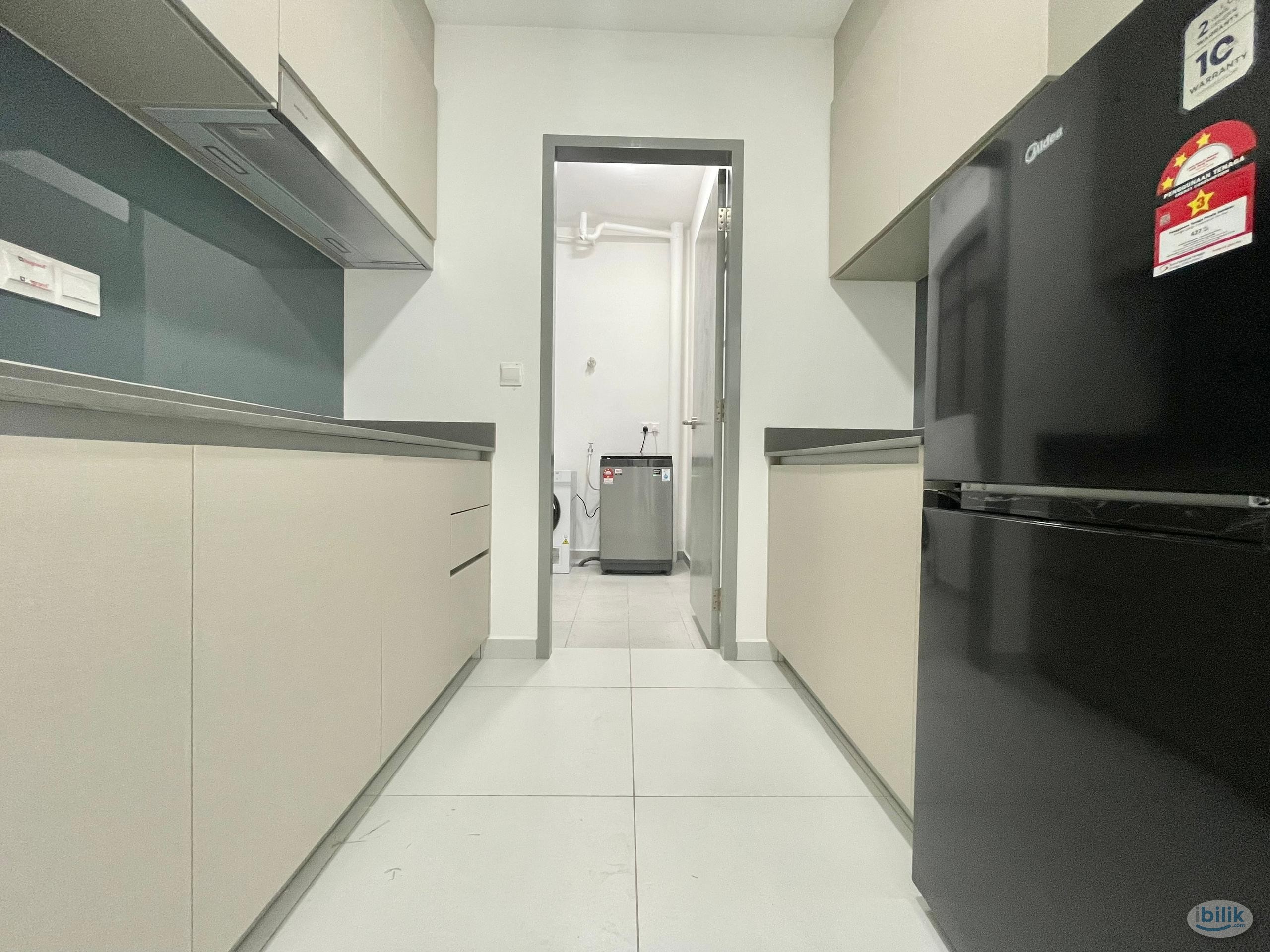 Master Room at Sinaran Residences, Bandar Cassia - Image 1