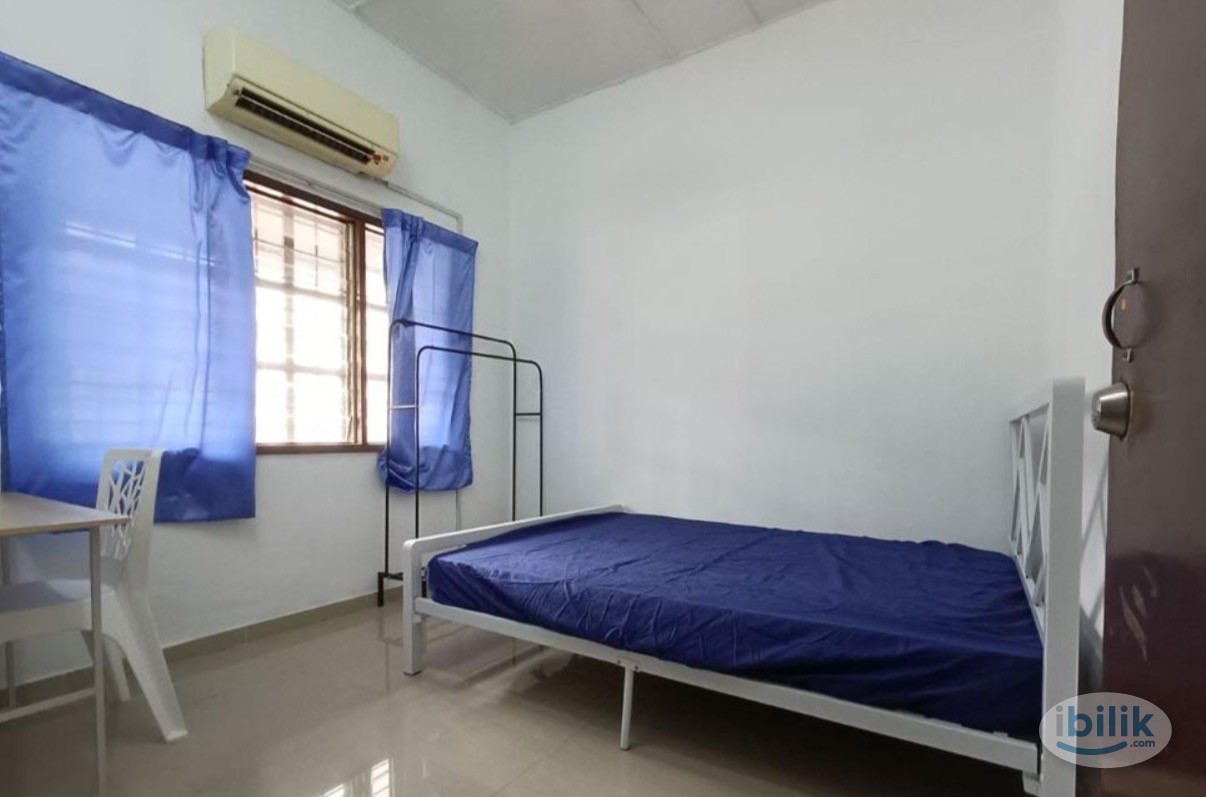 Walking Distance to USJ LRT 🚄 Medium Room + Window + Aircond - Image 3