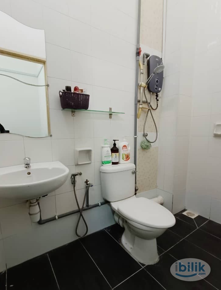 Walking distance to Starling Mall 🛌 Single Room at Damansara utama 🏠 - Image 3