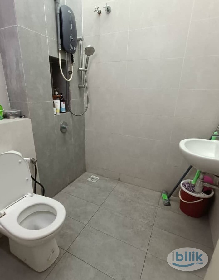 Room for Rent + Air-Cond ❄ at Setia Indah near SCM, Top Glove - Image 4
