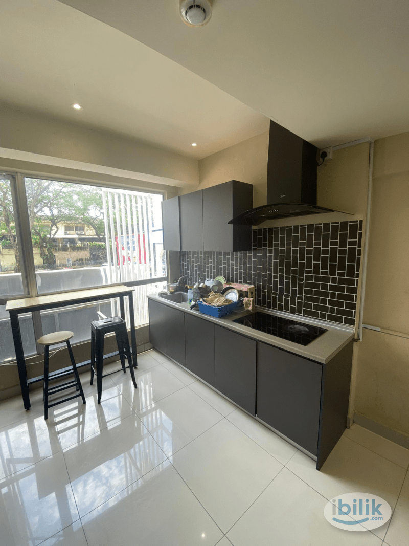 ✨Master Room💎10min to TTDI💎 Queen size bed💎 - Image 1