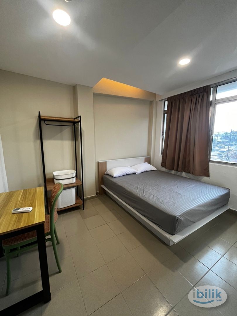 💥5 minute to serdang station🔥 6 station to TRX, private bathroom attached 😍 - Image 1