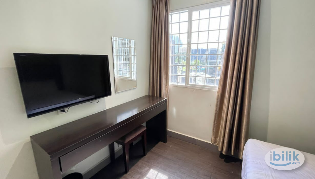 Middle Room with Private Bathroom at Petaling Street, Pudu - Image 2