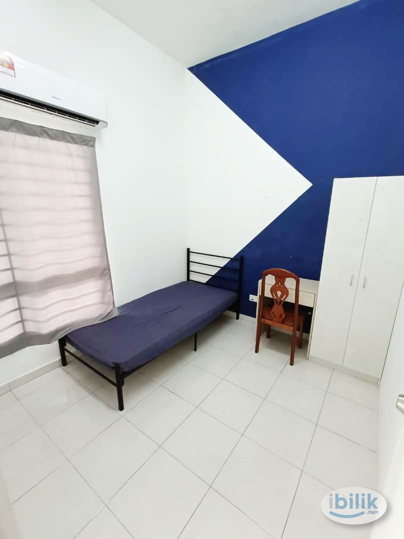 FEMALE UNIT Middle Room at Setia Indah, Setia Alam - Image 1