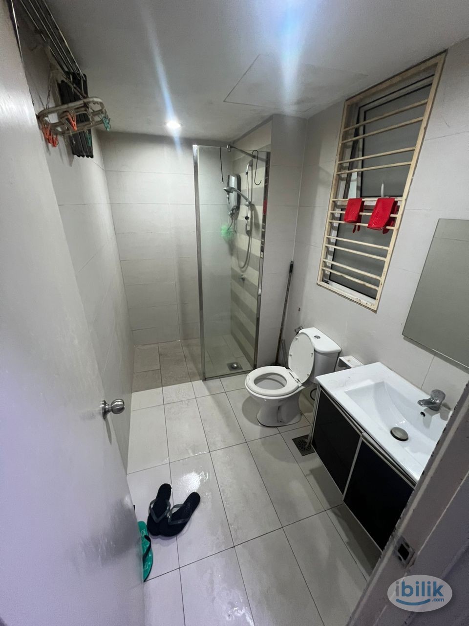 (MALE only) Middle/Balcony Room at Menara U2, Shah Alam - Image 3