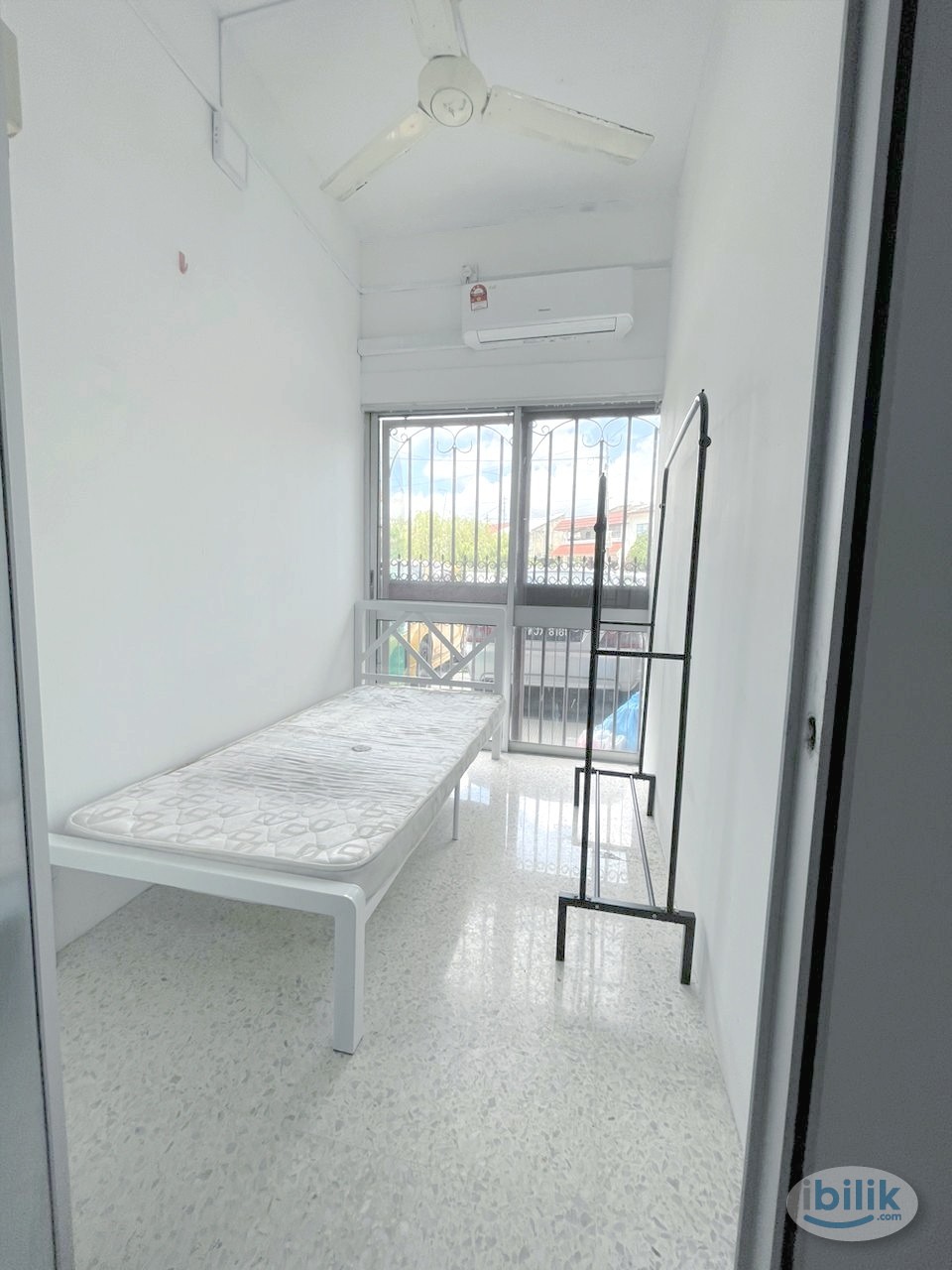 Nearby By Taman Mutirara barat MRT Single Room at Taman Mutiara Barat, Cheras - Image 1