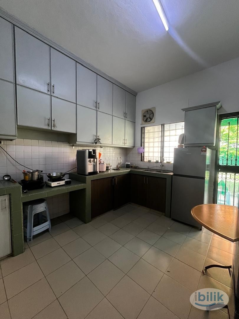 Nearby By Taman Mutirara barat MRT Single Room at Taman Mutiara Barat, Cheras - Image 3