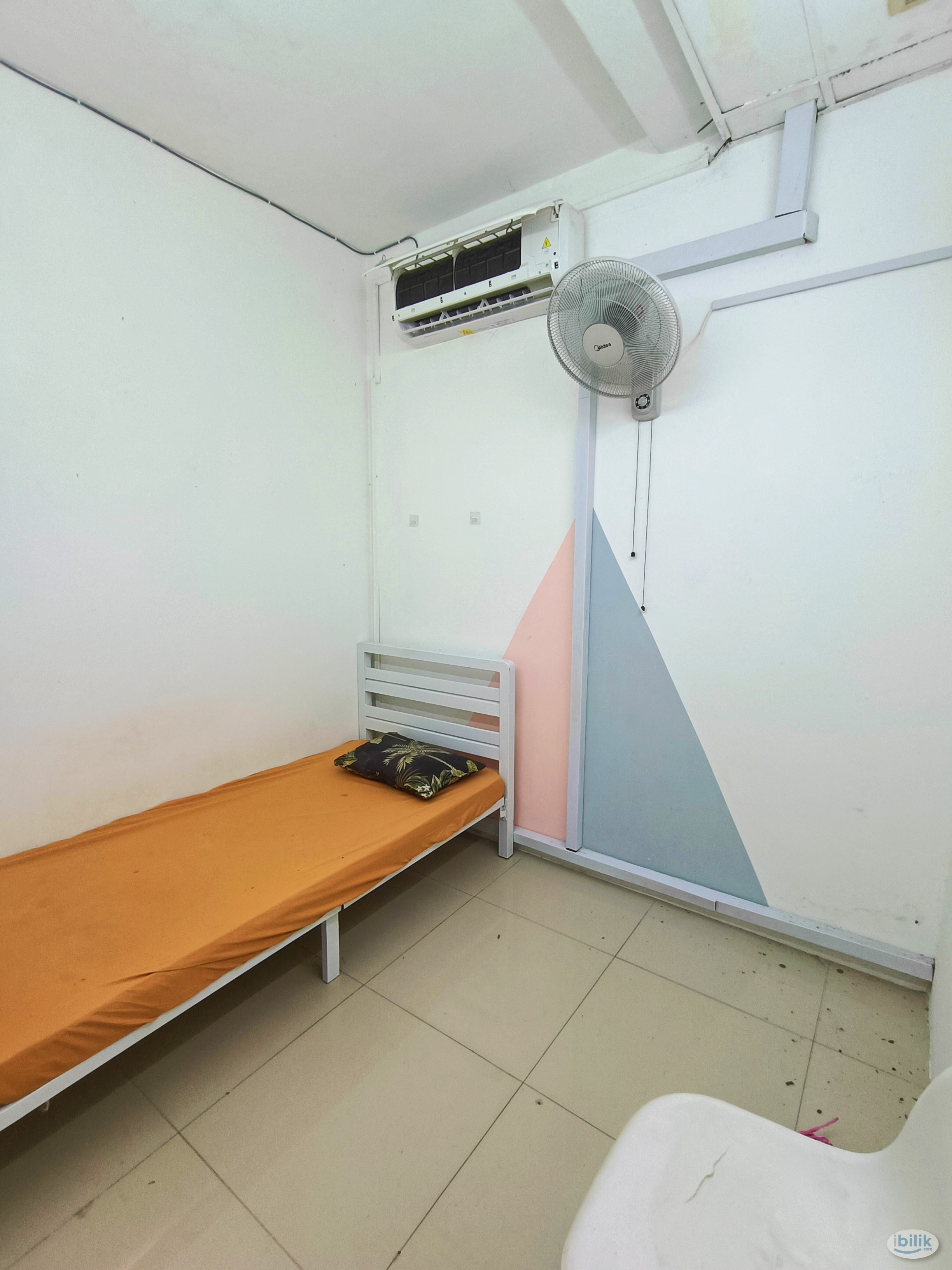 Single Room with Aircond  at TTDI, Kuala Lumpur - Image 1