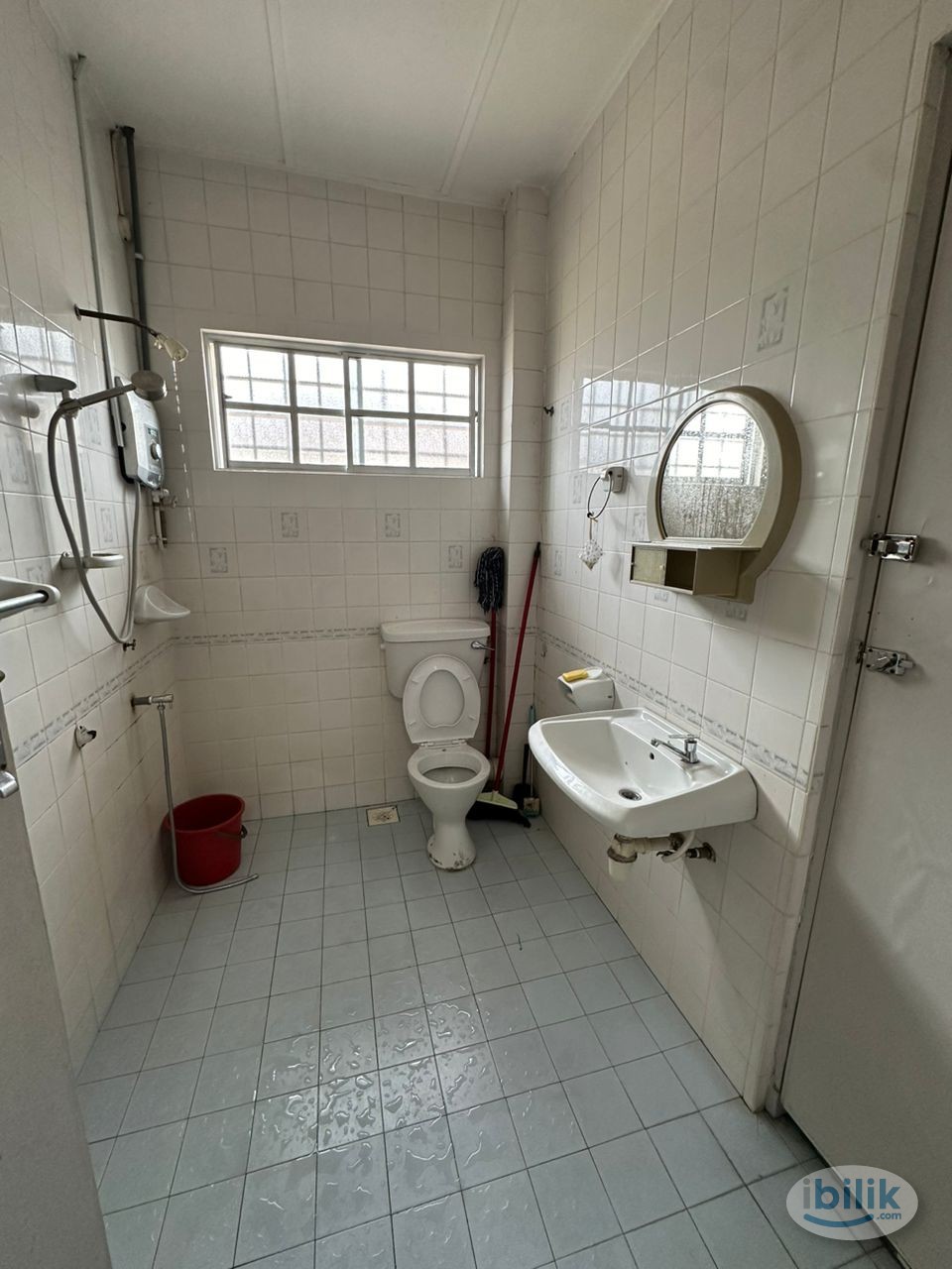 ❄️Aircon Master Room For Rent Immediately❄️ - Image 2