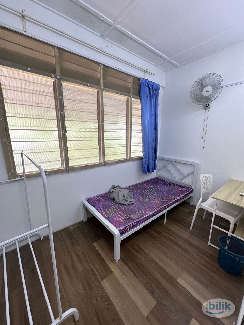 Walking Distance 3 Two Square Single Room at Section 14/46, Petaling Jaya - Image 1