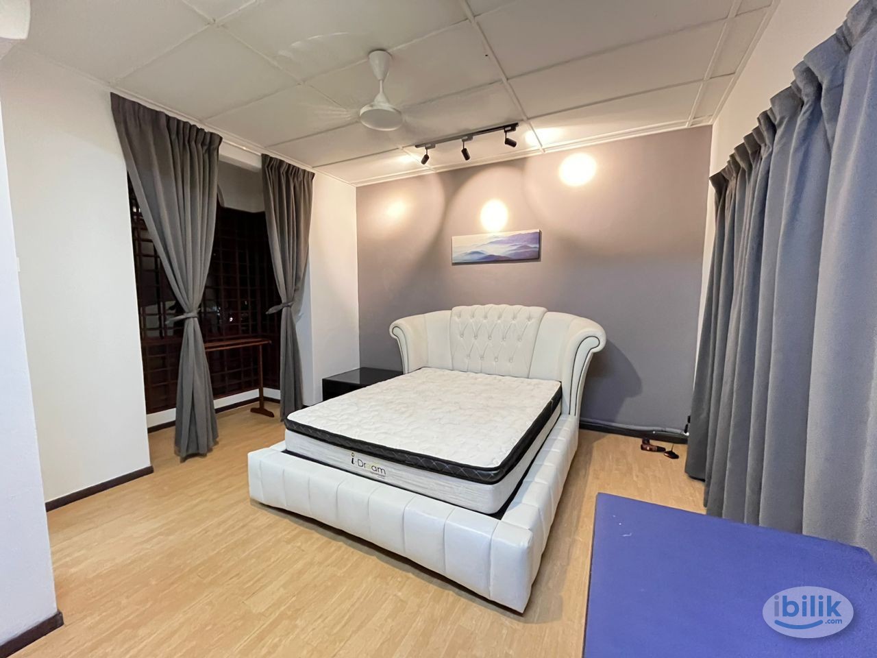 Master Room with Attached Toilet at Damansara Emas, Kota Damansara - Image 1