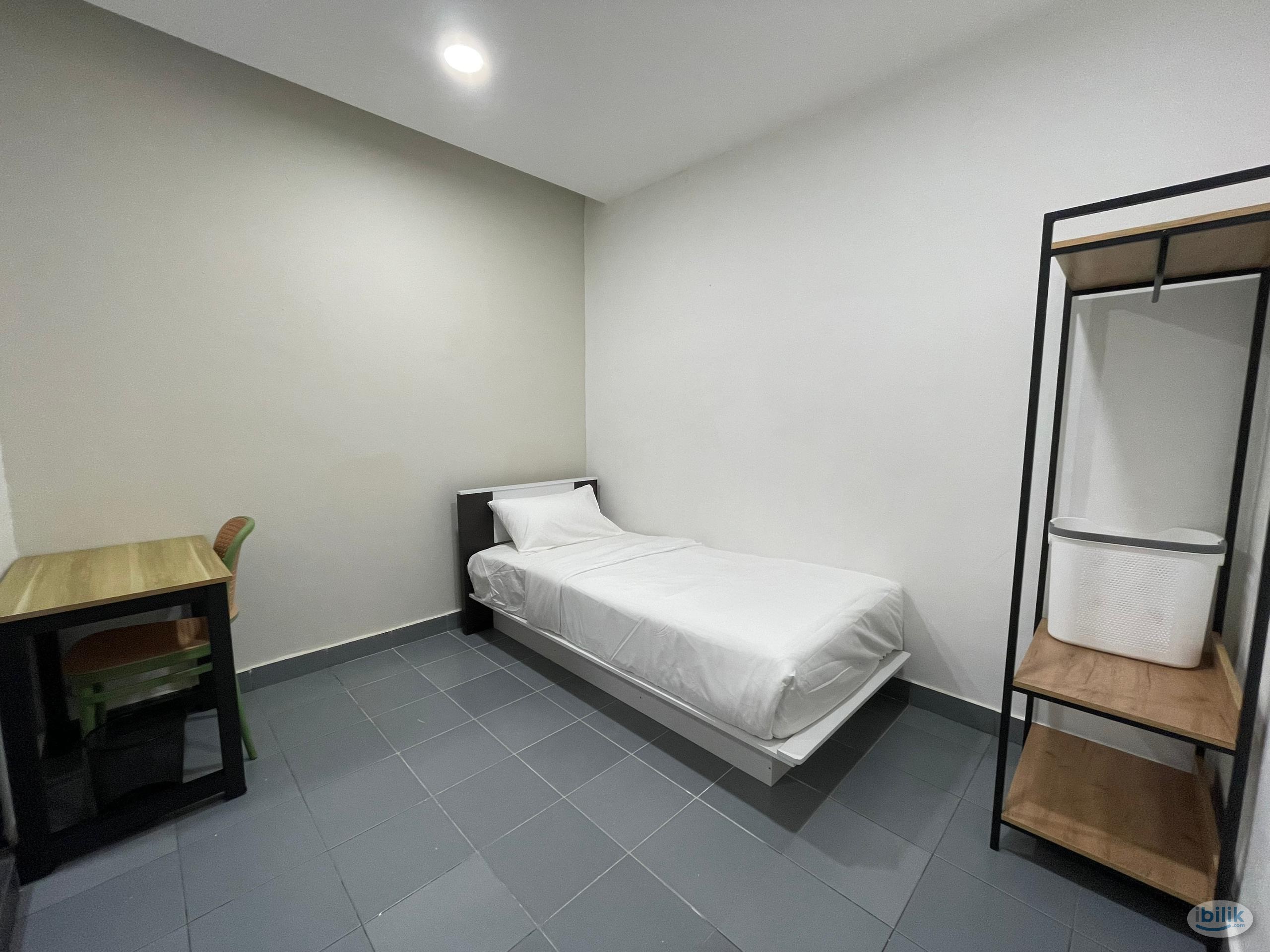 🔥8 station to Pavillion🔥 coliving unit😍private room attached toilet❗️ - Image 1