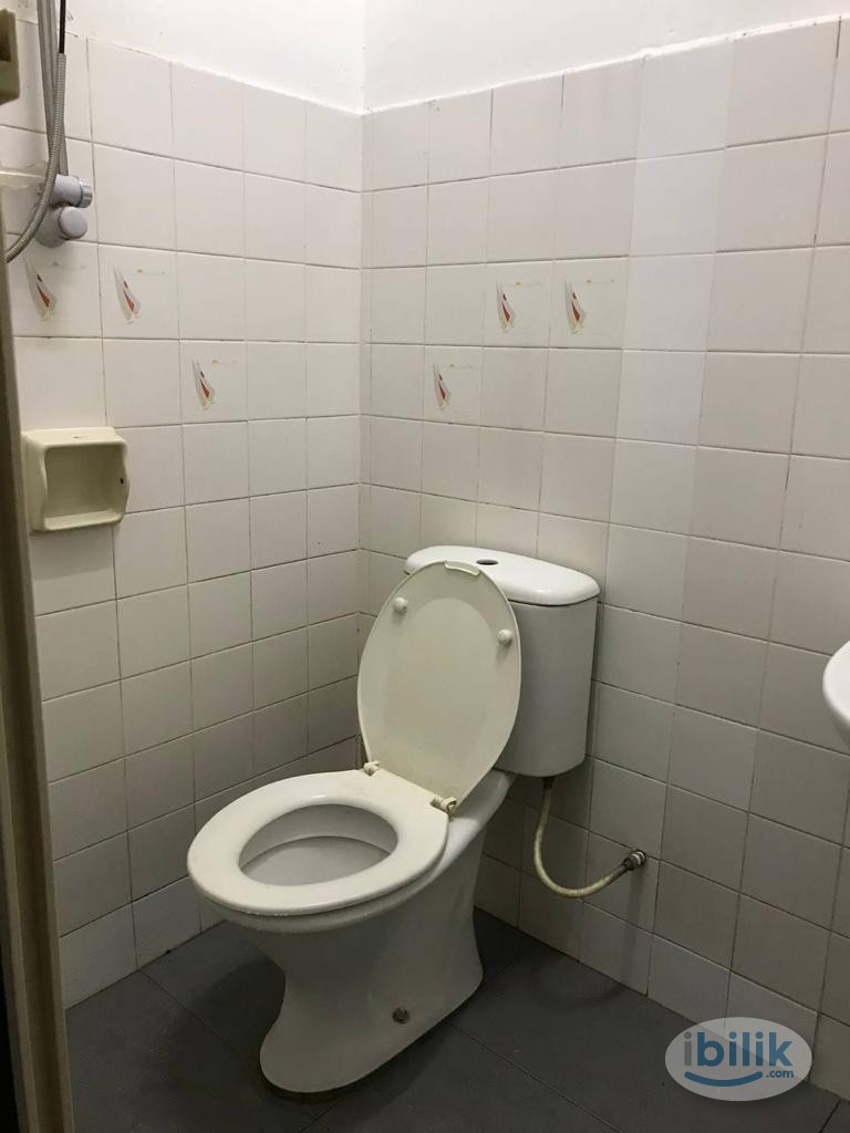 Spacious Single Room with Aircond for Rent @ USJ 9 🔥 Walking Distance to Taipan & LRT Taipan - Image 3