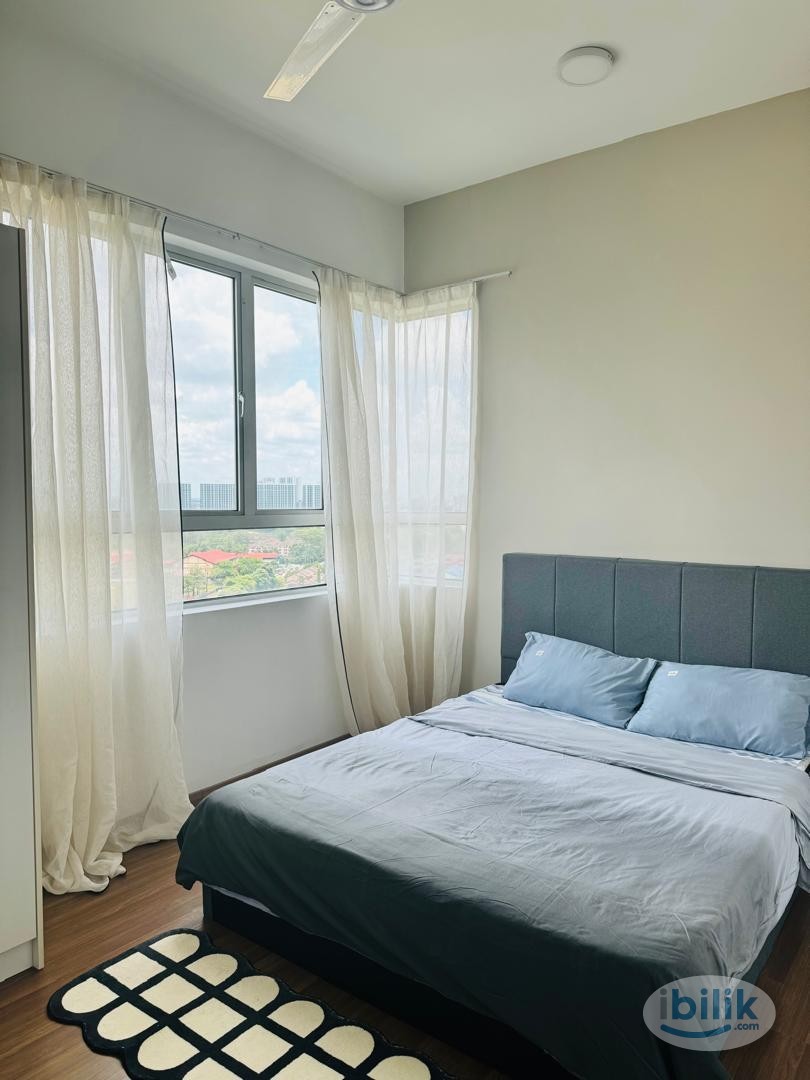 Dangabay Medium Bedroom - CIQ 11mins - Image 1