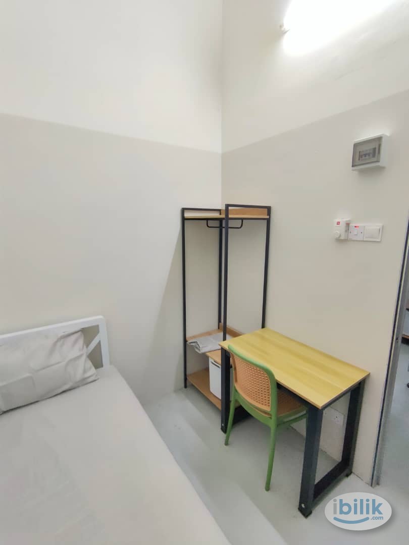 Work at SHAH ALAM SEKSYEN 33 ❓🏢 0 Depo Room 🛏️ at Kota Kemuning, Shah Alam 🏡! - Image 1