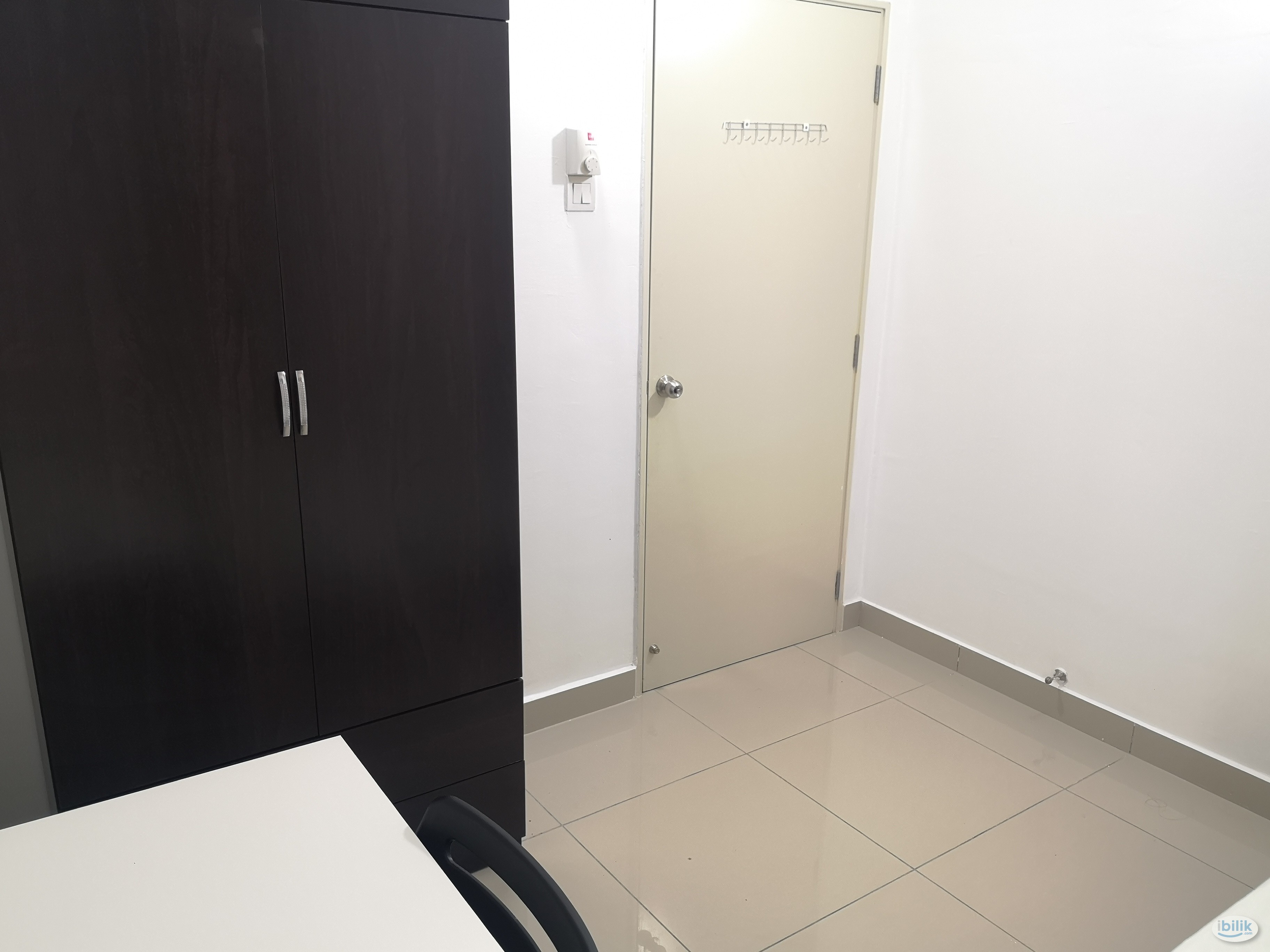 Fully furnised Single Room at Maxim Residence condo near UCSI Taman Connaught, Cheras - Image 2