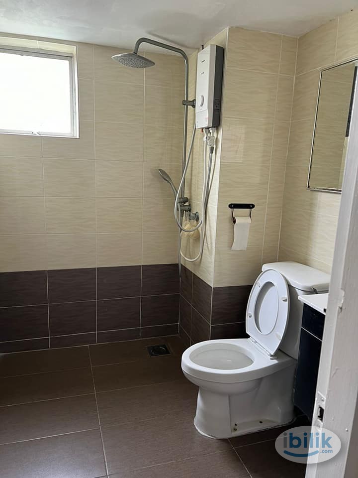 Master Room at Bangsar South, Pantai Hillpark 5 (FEMALE ONLY) - Image 3