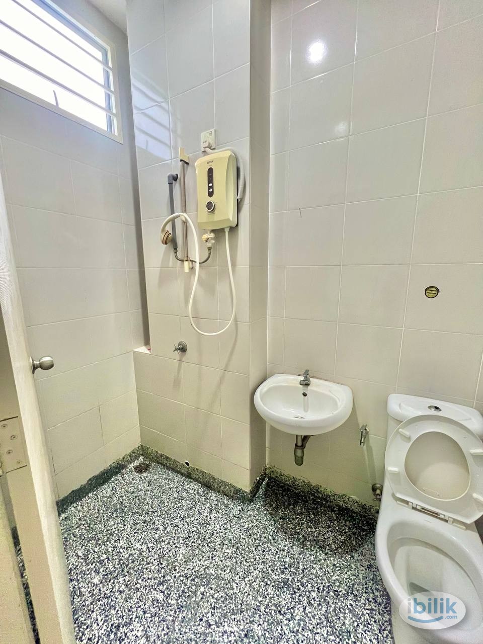 🏠🛏️ BILIK SEWA SAKURA SAUJANA INDAH, S2 SEREMBAN 🛏️🏠🛏️🏠 - Image 3