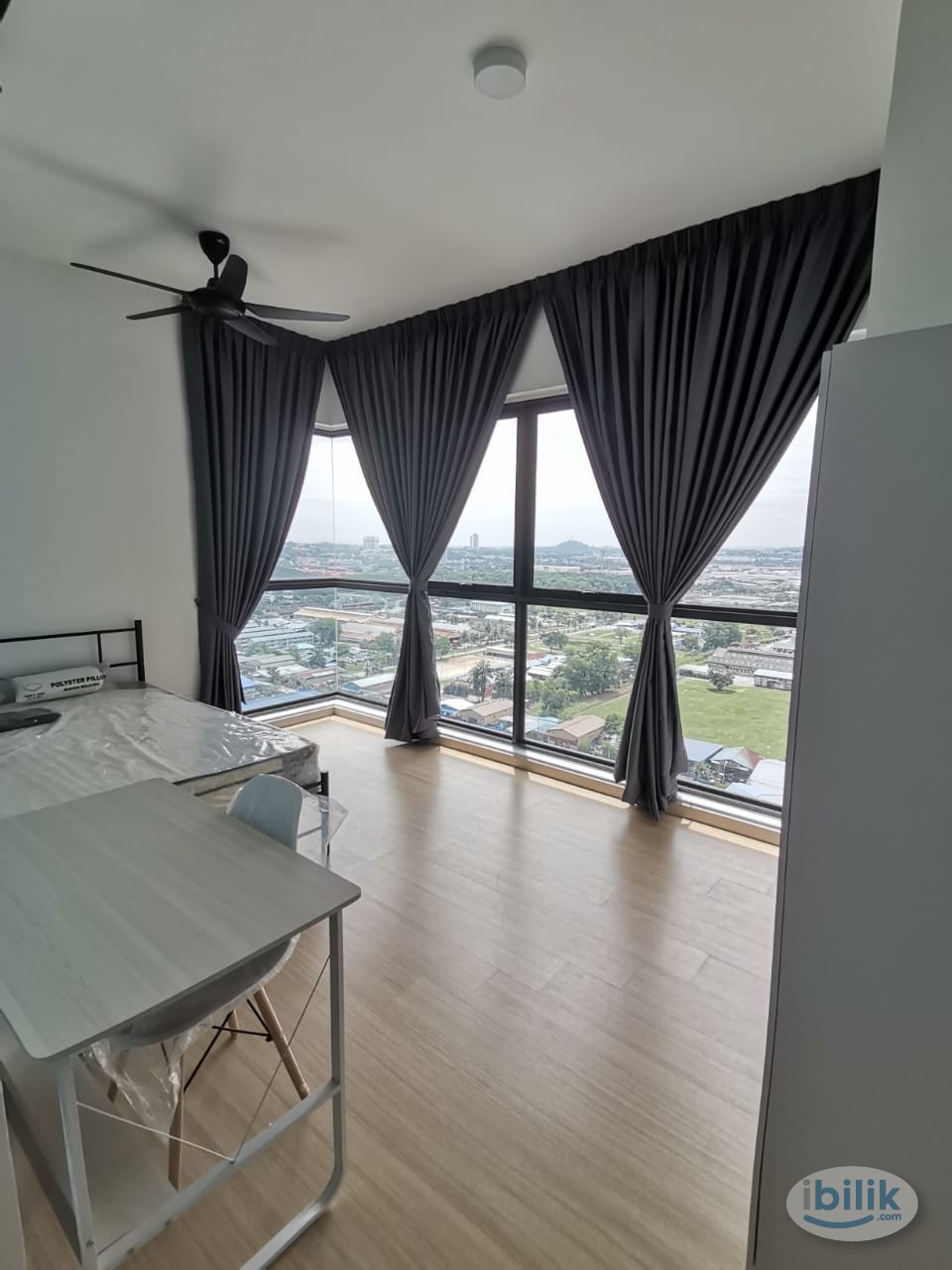 (FEMALE UNIT) Small Room at D'Sara Sentral, Sungai Buloh - Image 3