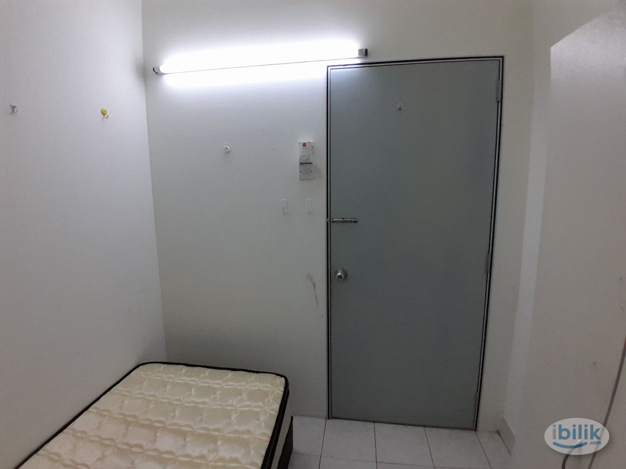 [Pelangi Damansara] Small Room with Fans Rent Near MRT Mutiara Damansara, The Curve, Bandar Utama - Image 5