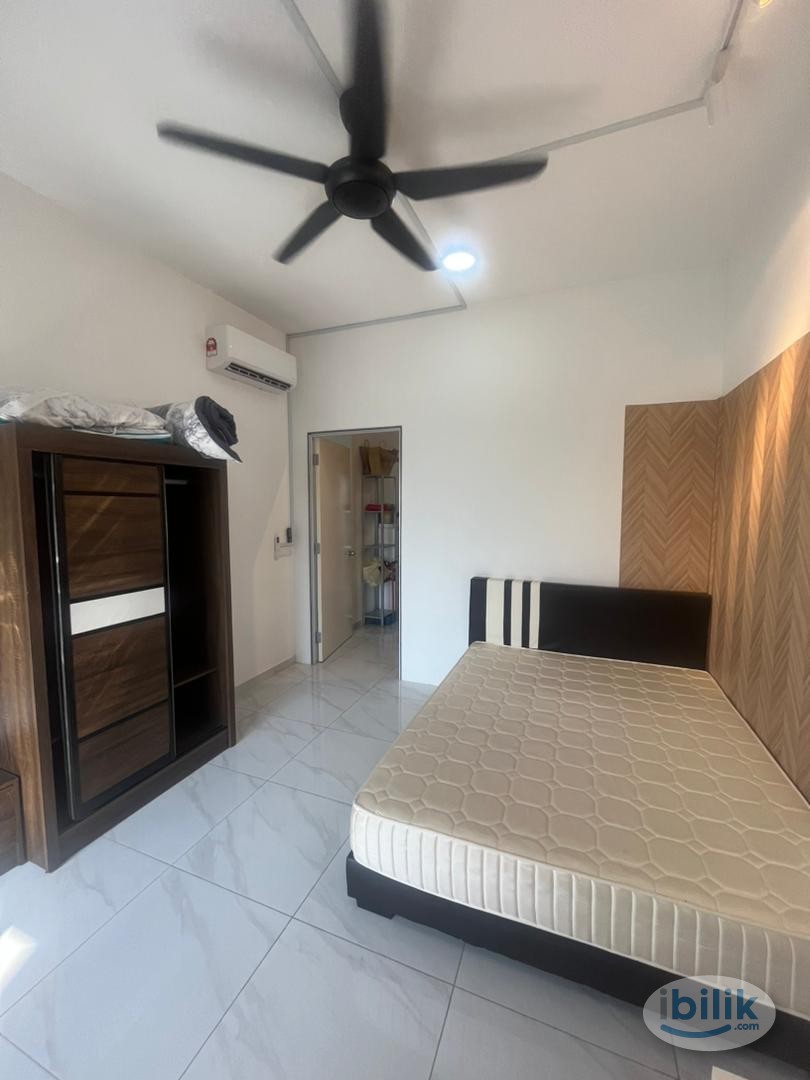 Fully Furnished Middle Room with Balcony at Equine Residence Link with Aeon Mall - Image 2