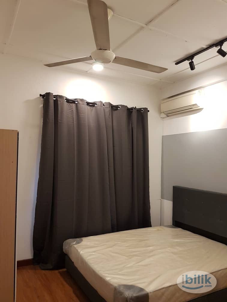 Premium Medium Room with AIRCOND @ SS 14 Subang Jaya - Image 2