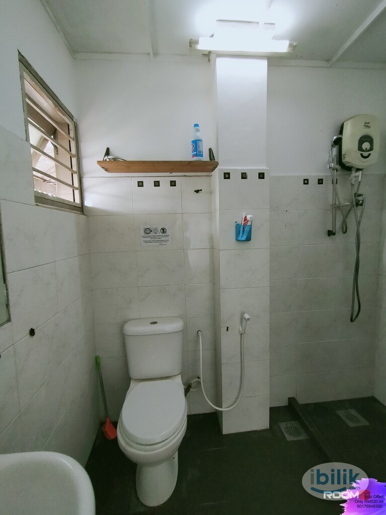 🚶‍♂️ Walking Distance to INTI College 🏫 & LRT Station 🚉. Single Room Rent 🛏️ in SS15, Subang Jaya 🏡! - Image 2