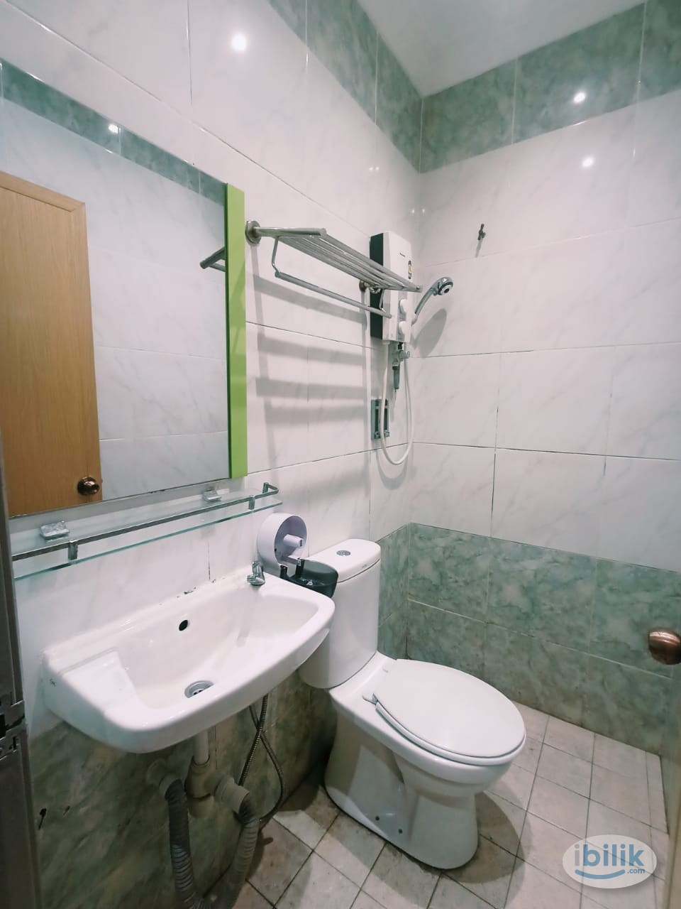 🫵💥1+1 deposit in LRT Sri Rampai. Private bathroom attached 🔥 - Image 4