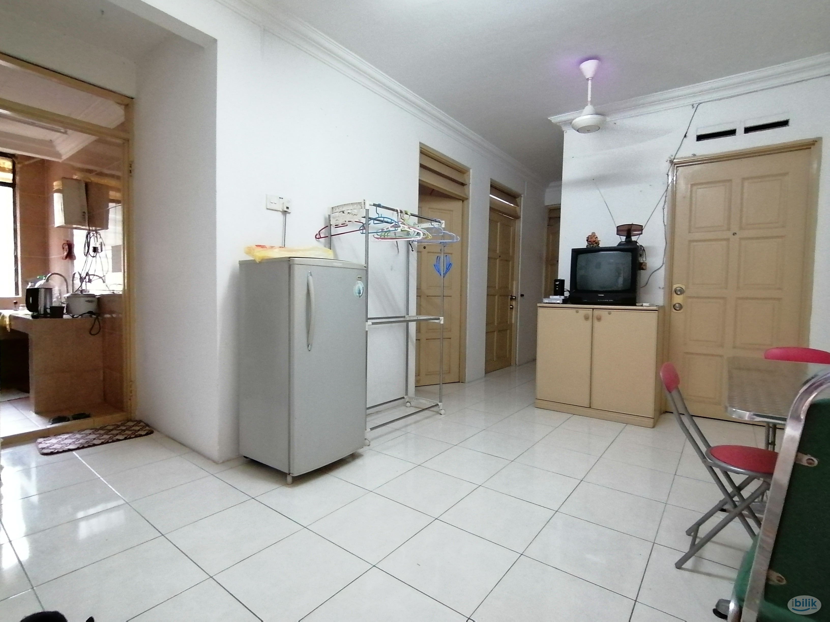 Affordable Master/Ensuite room near Taylors Lakeside University - Image 2
