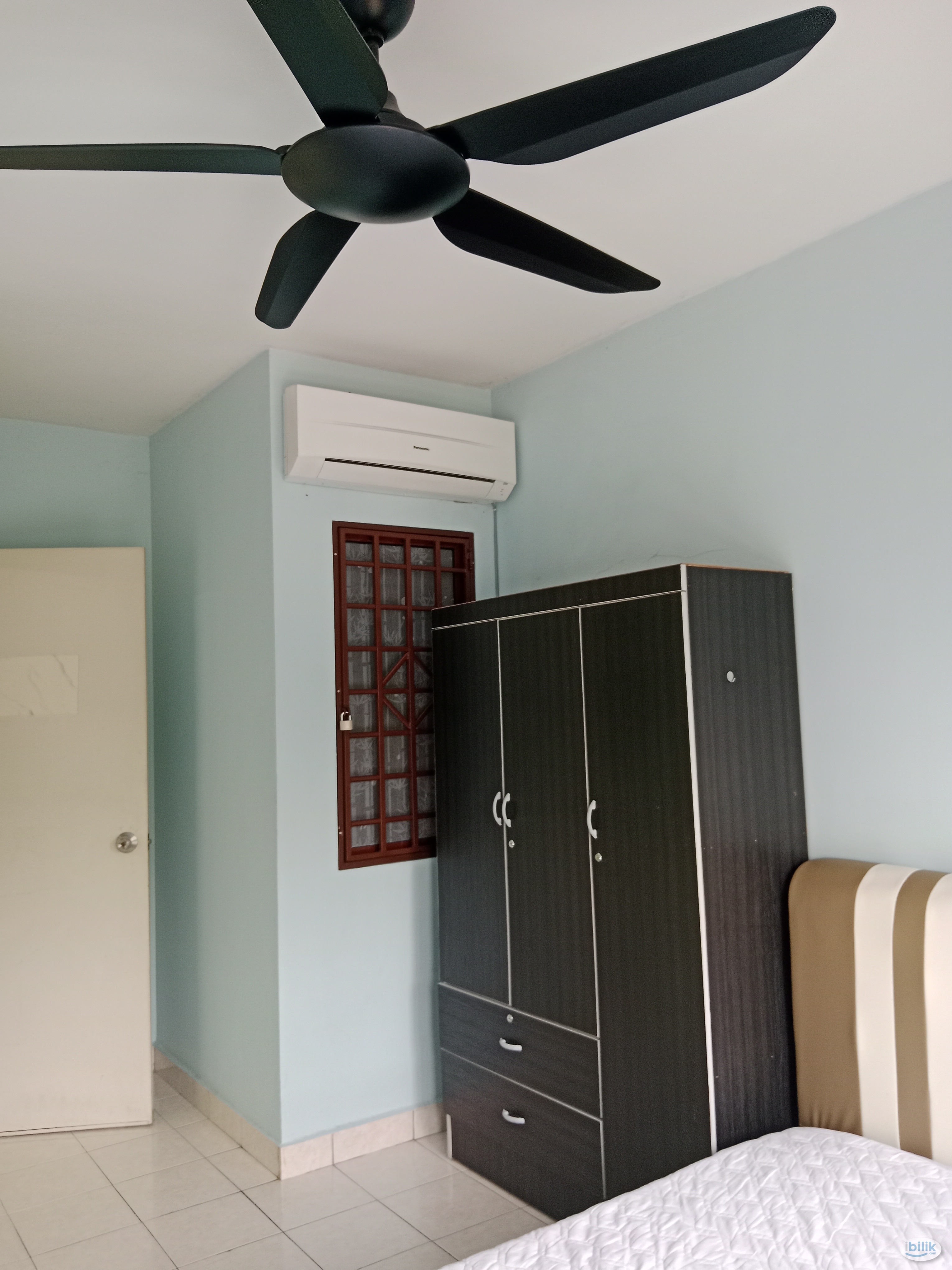 Single ROOM CHEAP AT PALM SPRING - Image 1