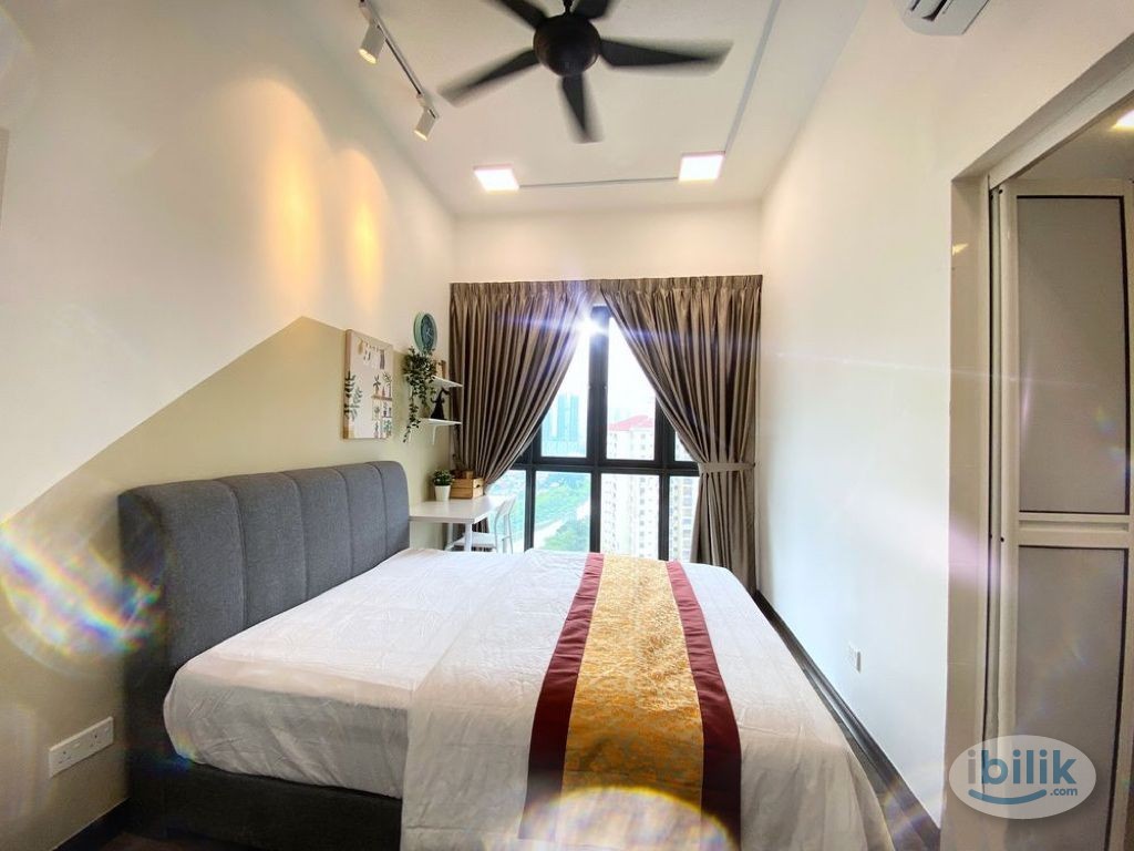 [🚌Bus Infront Direct To MID VALLEY MEGAMALL] 🏠Master Room with Private Bathroom for Rent at SkyVille @ Benteng 8, Old Kl - Image 1