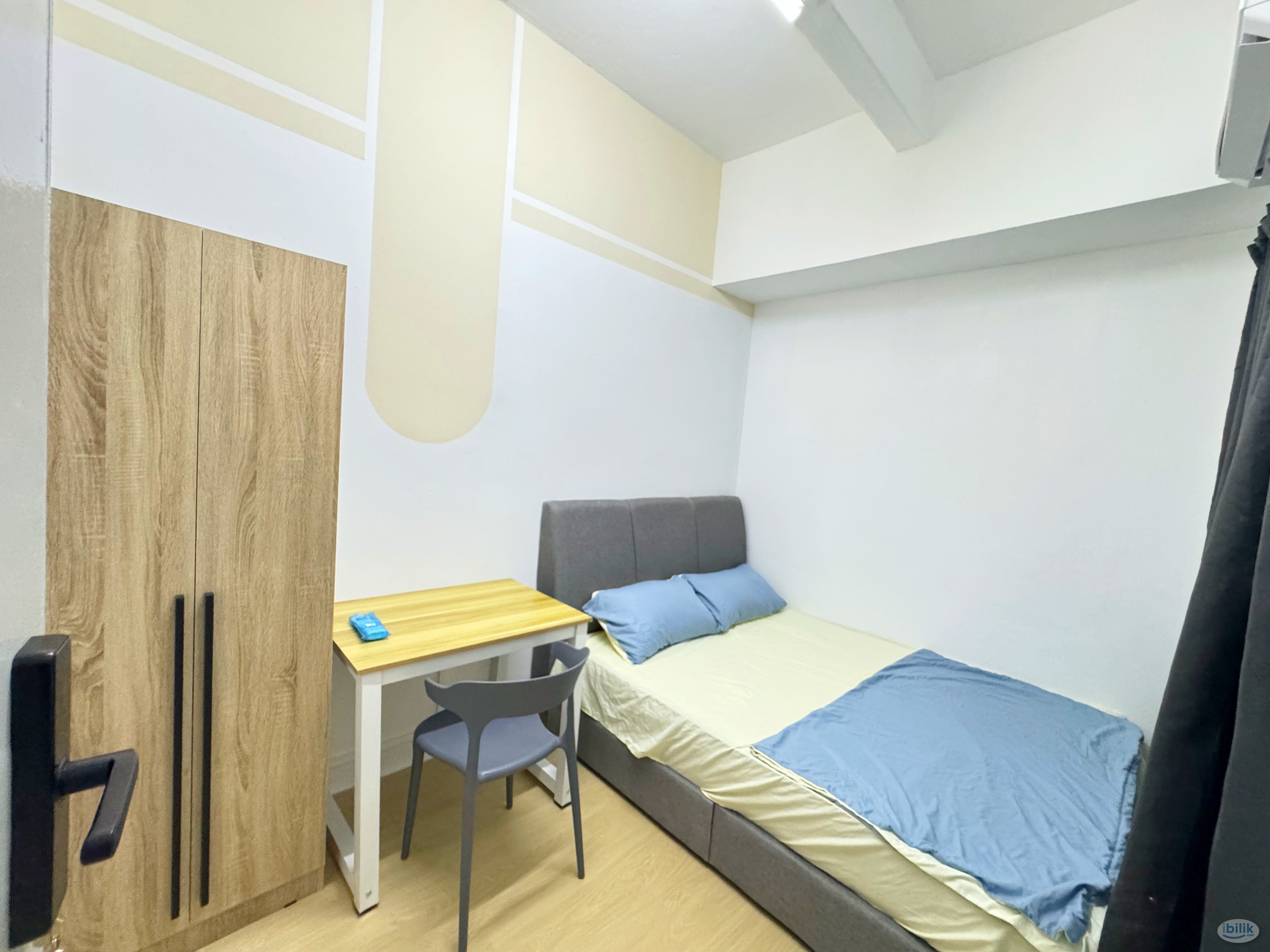【New Renovation】Jalan Tekun 5 Aircon Room, Johor Bahru - Image 2