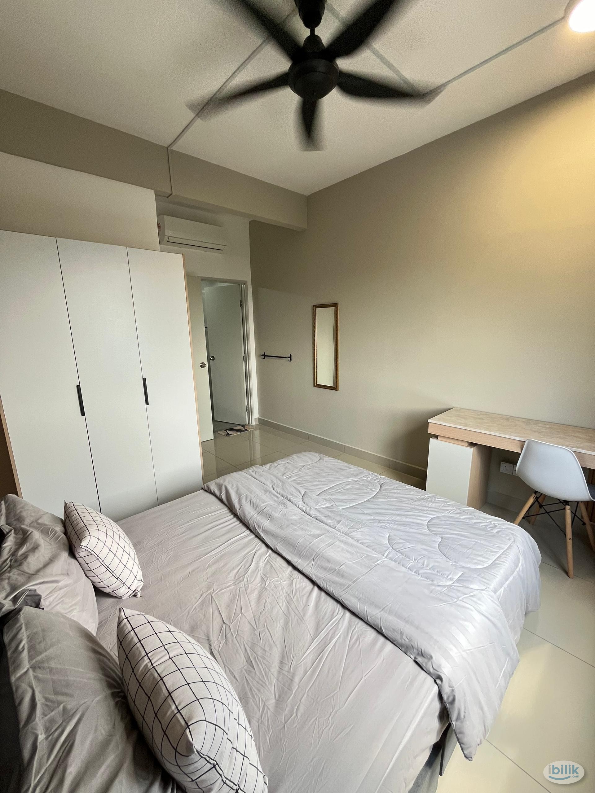 Master Room at Acacia Residences, Sepang - Image 1